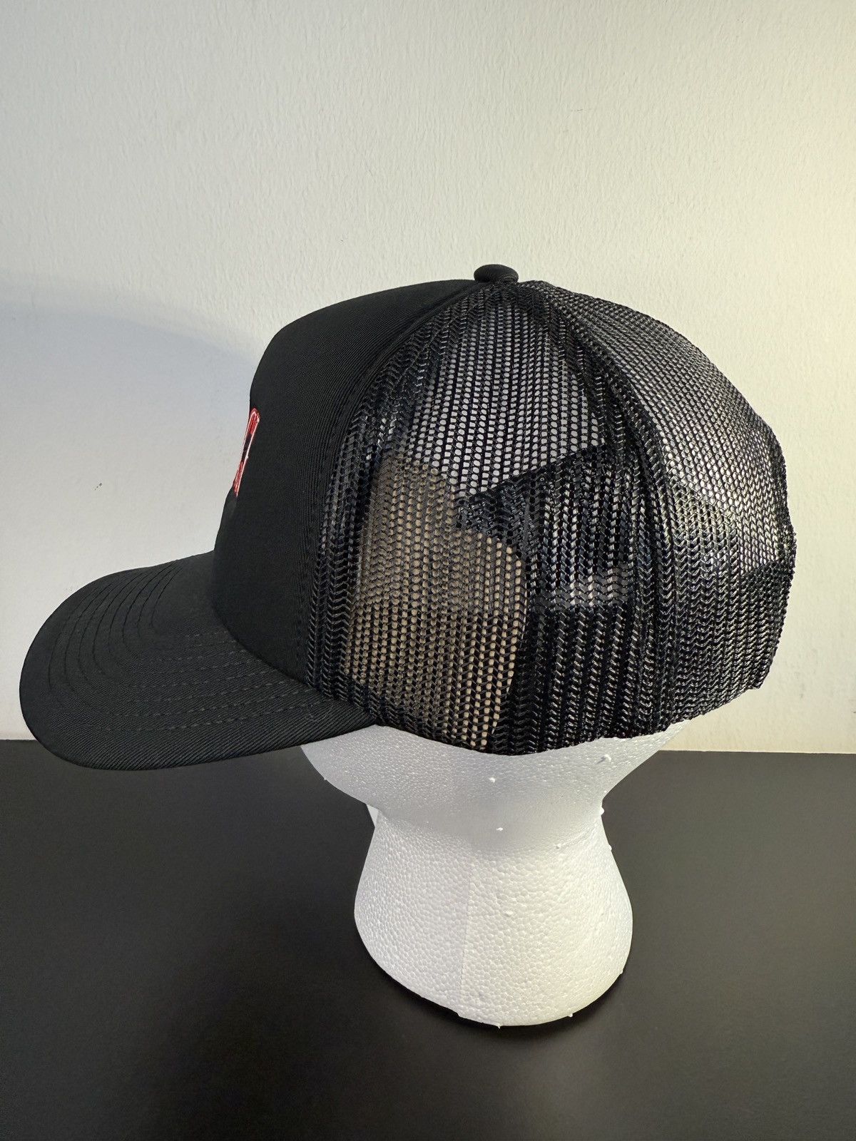 Kith Brand New Scarface x KITH Trucker Hat Size ONE SIZE - 5 Thumbnail