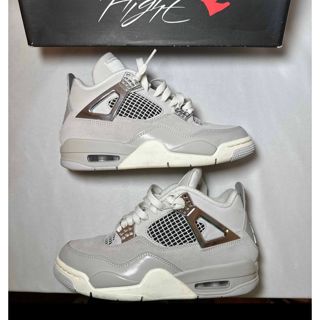 Jordan Brand × Nike Size 6.5 Air Jordan 4 Retro Frozen Moments Women's Ships Now Size US 6.5 / IT 36.5 - 2 Thumbnail
