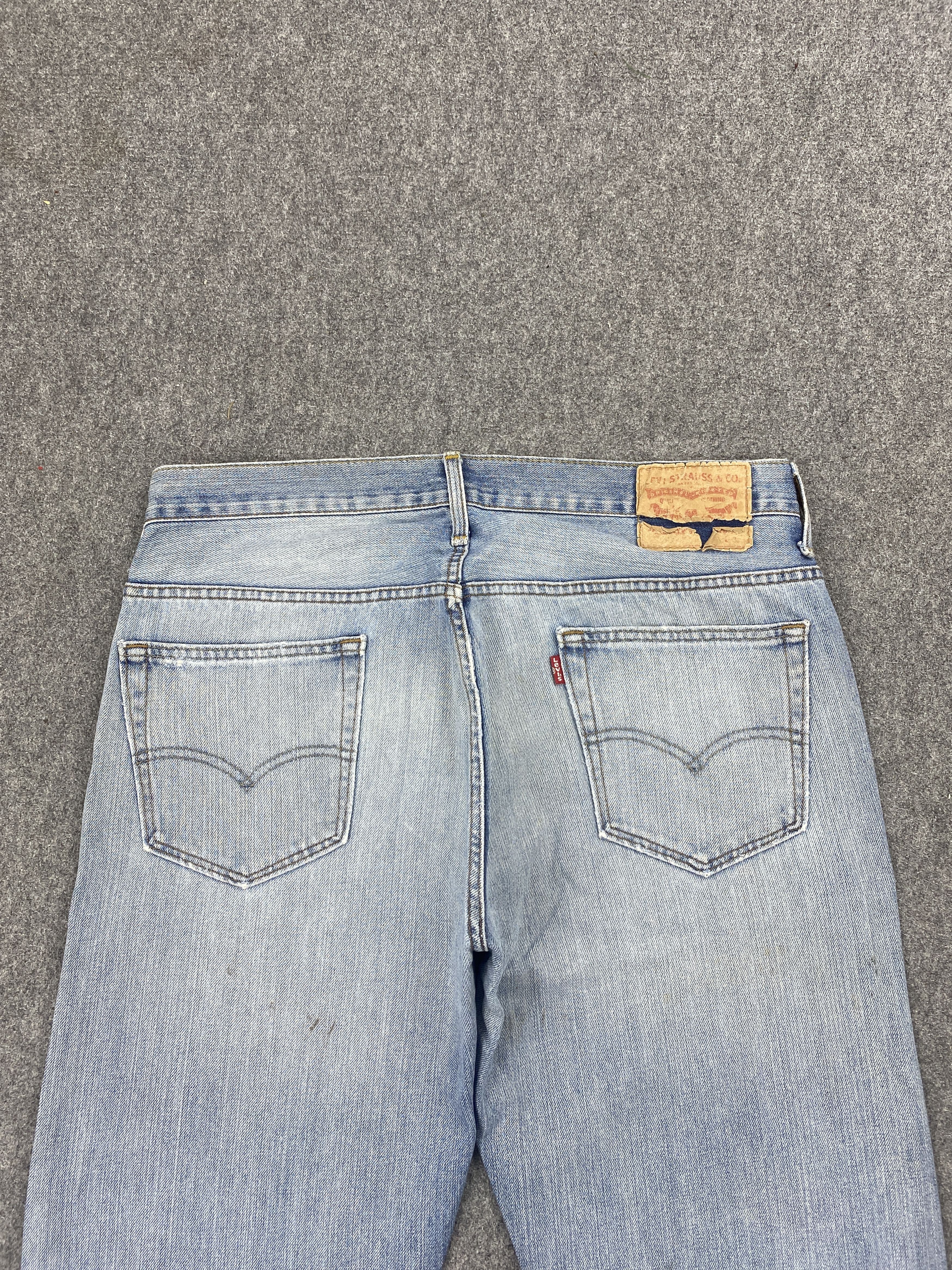 Levi's × Vintage Vintage Levis 569 Light Washed Denim Jeans Size US 34 / EU 50 - 4 Thumbnail