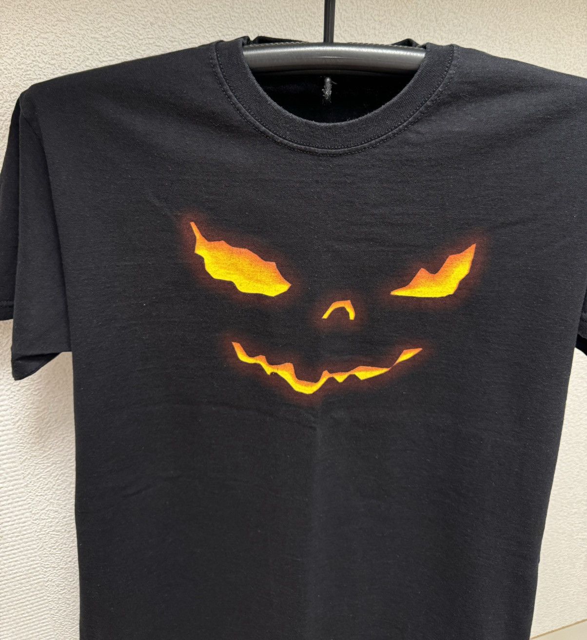 Band Tees Halloween vintage t-shirt L sz Size US L / EU 52-54 / 3 - 3 Thumbnail