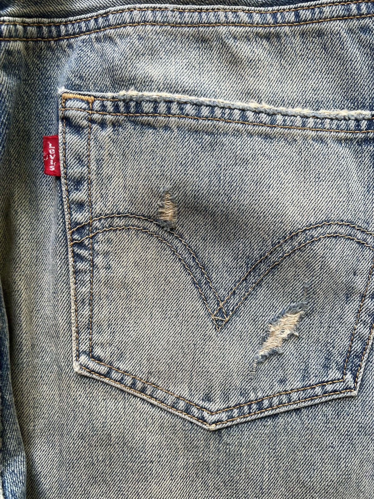 Levi's 2010 Levi’s 501 “Loved To Death” Denim Jeans Homer Campbell Size US 34 / EU 50 - 18 Thumbnail