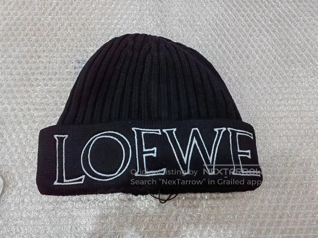 Loewe LOEWE Ribbed Wool Knit Beanie . Size ONE SIZE - 1 Thumbnail