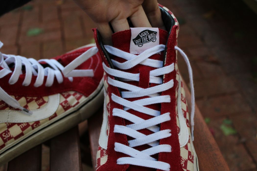 Supreme x vans cheap sk8 hi