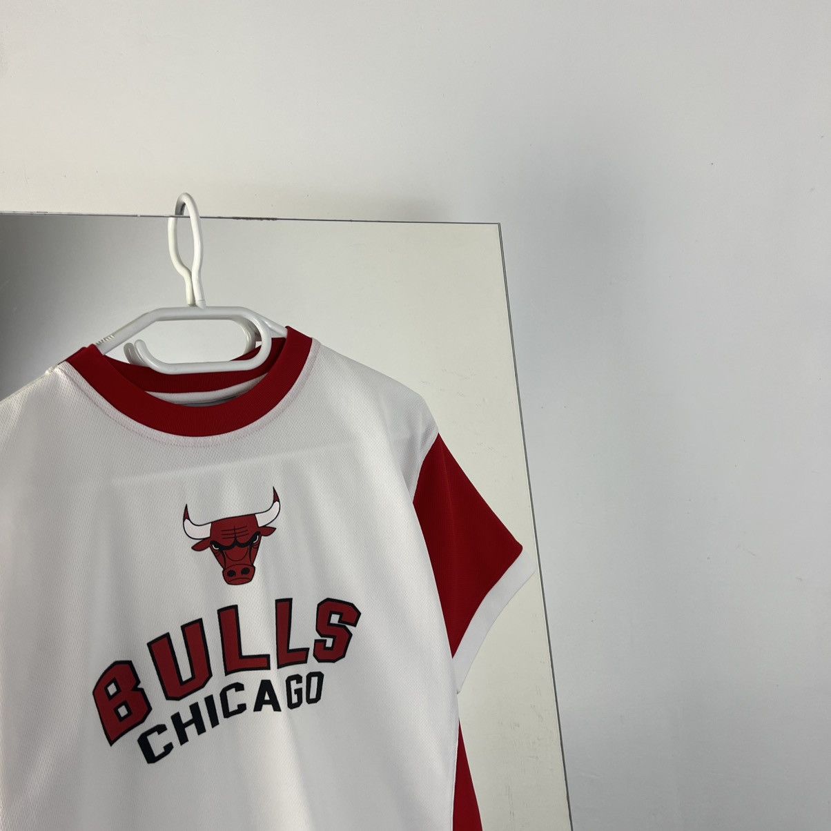 NBA Vintage Y2K NBA Chicago Bulls Big Logo Basketball Jersey Size US S / EU 44-46 / 1 - 2 Thumbnail