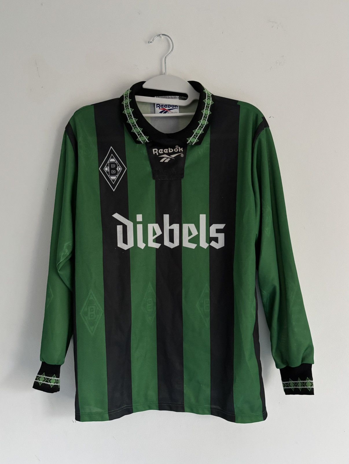 Reebok 1995/96 BORUSSIA MÖNCHENGLADBACH VINTAGE FOOTBALL JERSEY Size US S / EU 44-46 / 1 - 1 Thumbnail