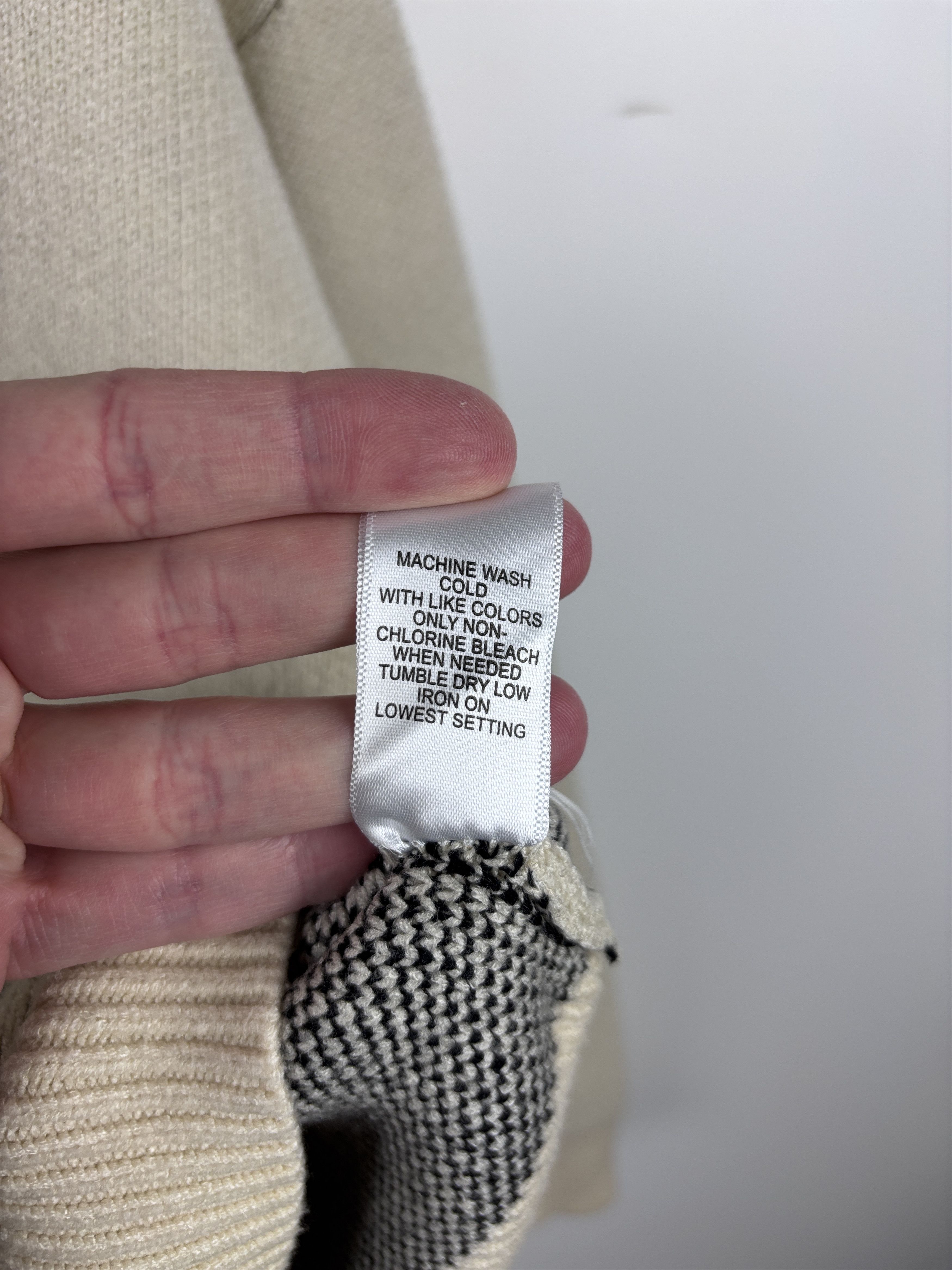 Essentials Essentials Fear Of God Knit Sweater Pullover Beige Size M Size US M / EU 48-50 / 2 - 11 Thumbnail