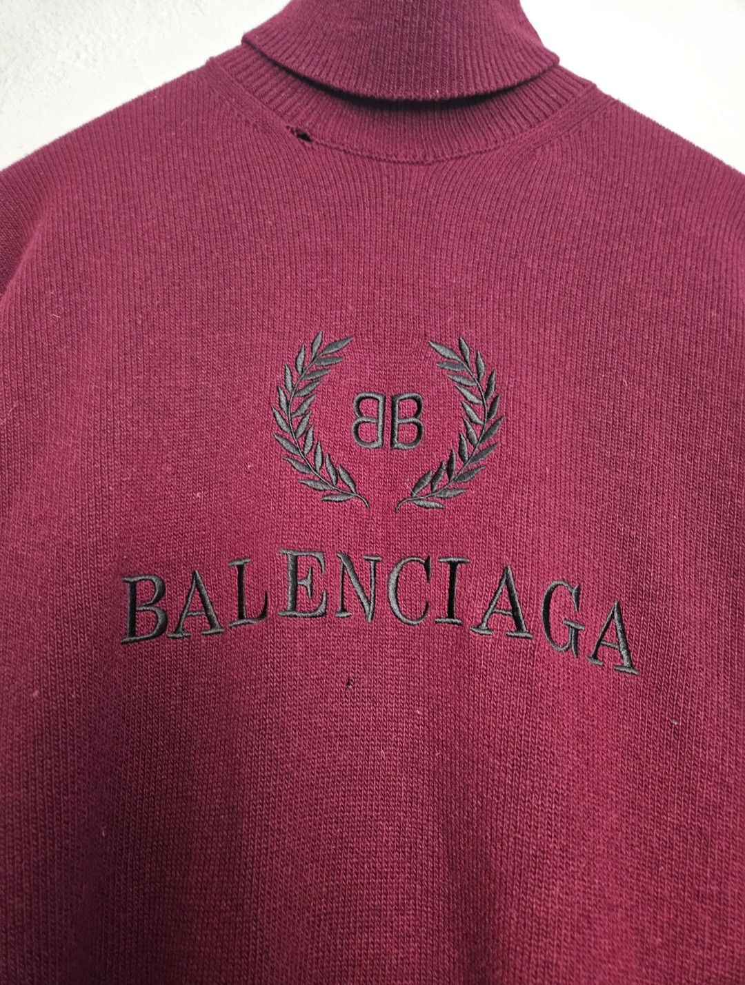 Balenciaga Oversized Red BB Wreath Logo Turtleneck Sweater Size US S / EU 44-46 / 1 - 2 Thumbnail