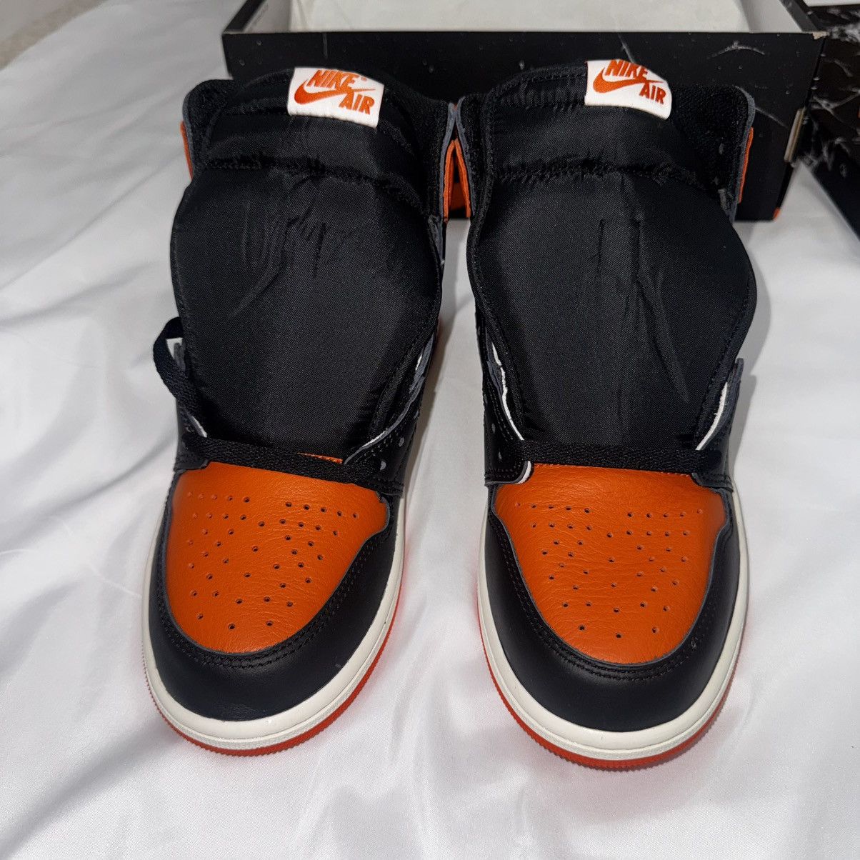 Jordan Brand Air Jordan 1 Retro High OG 'Shattered Backboard' 2025 Size US 10 / EU 43 - 2 Thumbnail