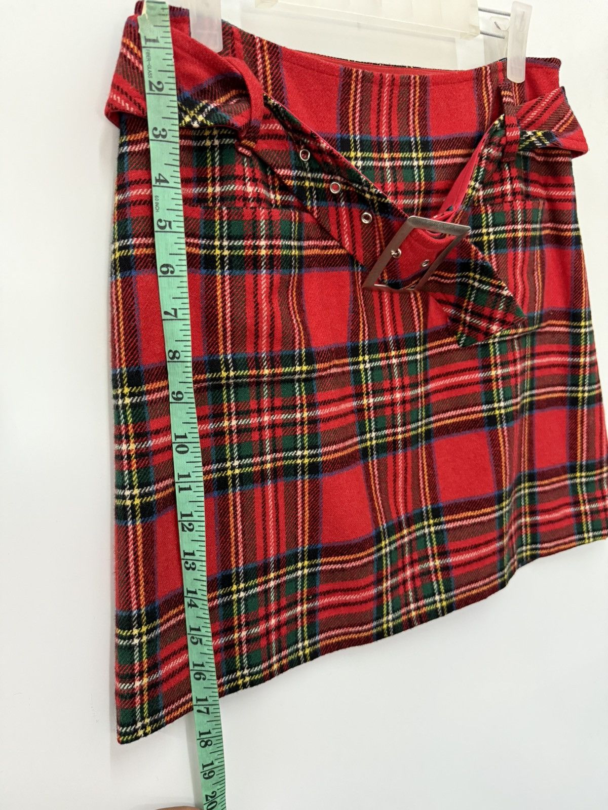 agnes b. 🔥 PUNKERS ‼️ Red tartan belt mini Skirt Size 27" / US 4 / IT 40 - 5 Thumbnail