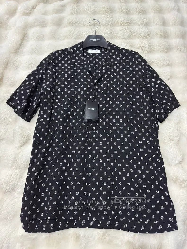 Saint Laurent Paris Saint Laurent Paris size 39 Snowflake Shark Collar Shirt Size US M / EU 48-50 / 2 - 1 Thumbnail