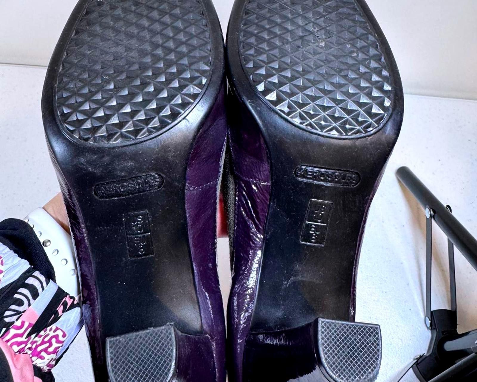 Designer Aerosoles Classic Peep-Toe Heels - Gray Suede Size US 10 / IT 40 - 4 Thumbnail