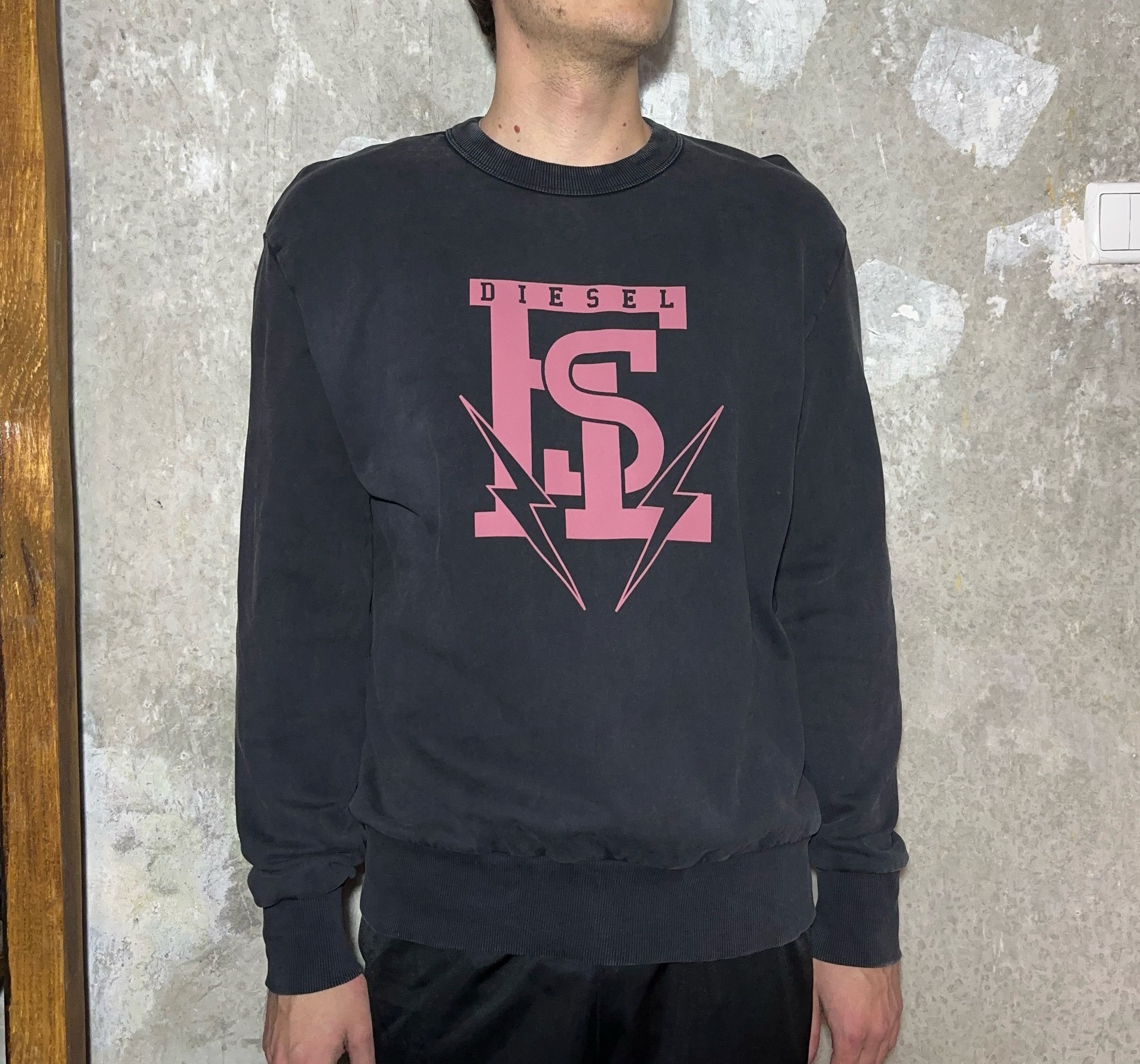 Diesel × Vintage Diesel Sweatshirt Size US L / EU 52-54 / 3 - 1 Thumbnail