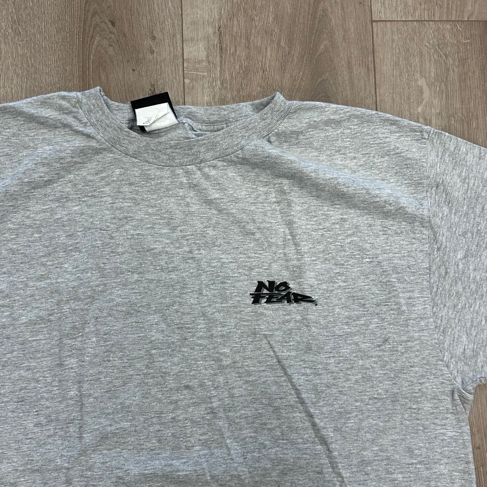 No Fear vintage No Fear "Fear Tastes Like Chicken" Tee T Shirt XL Size US XL / EU 56 / 4 - 3 Thumbnail