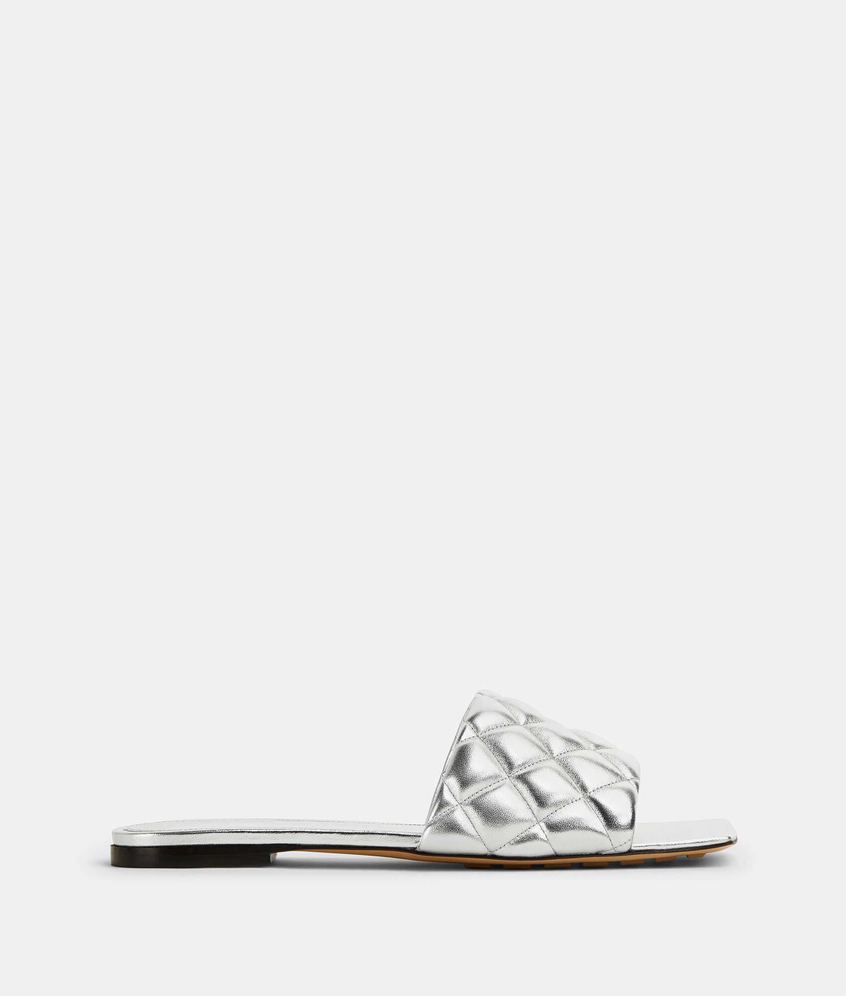 Bottega Veneta o1n1vont1124 Padded Flat Sandals Lambskin in Silver Size US 7 / IT 37 - 1 Thumbnail