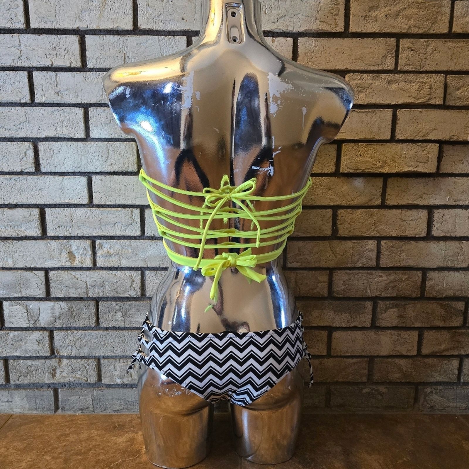 Other Yellow Peak | FYS | Santa Cruz Bikini Set Size ONE SIZE - 2 Thumbnail