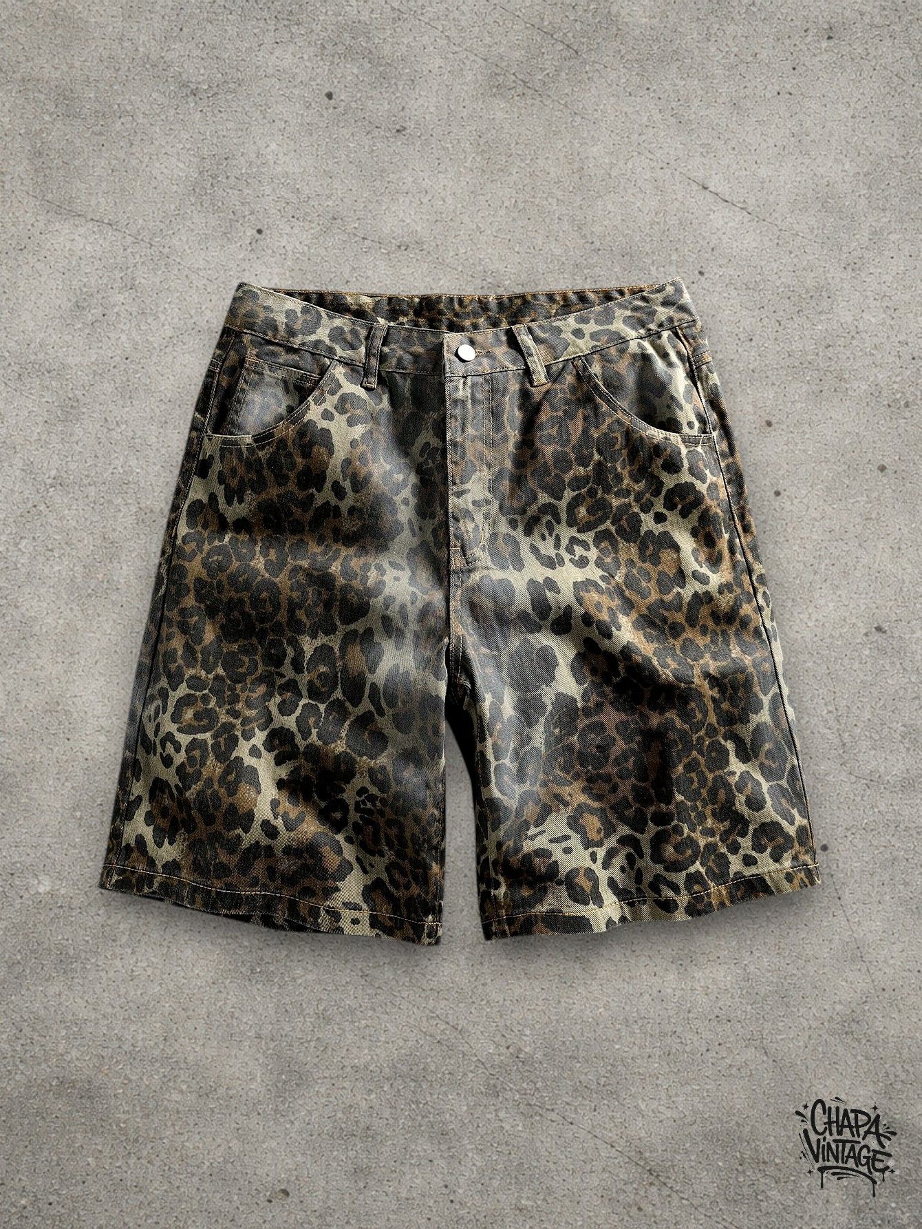 Vintage Leopard vintage shorts Size US 32 / EU 48 - 1 Thumbnail