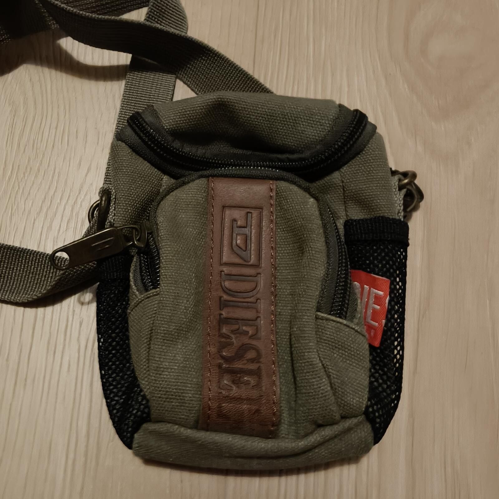 Diesel Diesel Mini Side Bag / Sling Bag / Shoulder Bag Size ONE SIZE - 1 Thumbnail