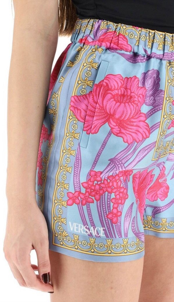 Versace VERSACE Cornflower-Print Satin Shorts Size 32" / US 10 / IT 46 - 6 Thumbnail
