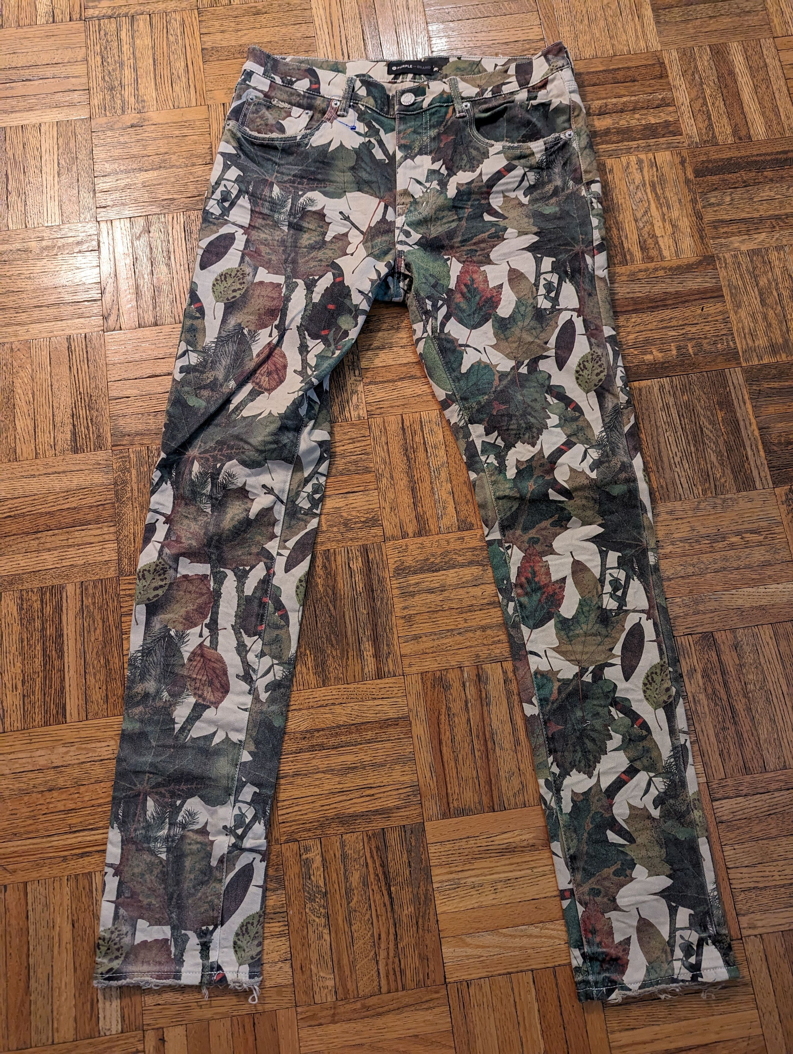 Purple Brand Leaf-print jeans Size US 33 - 8 Thumbnail