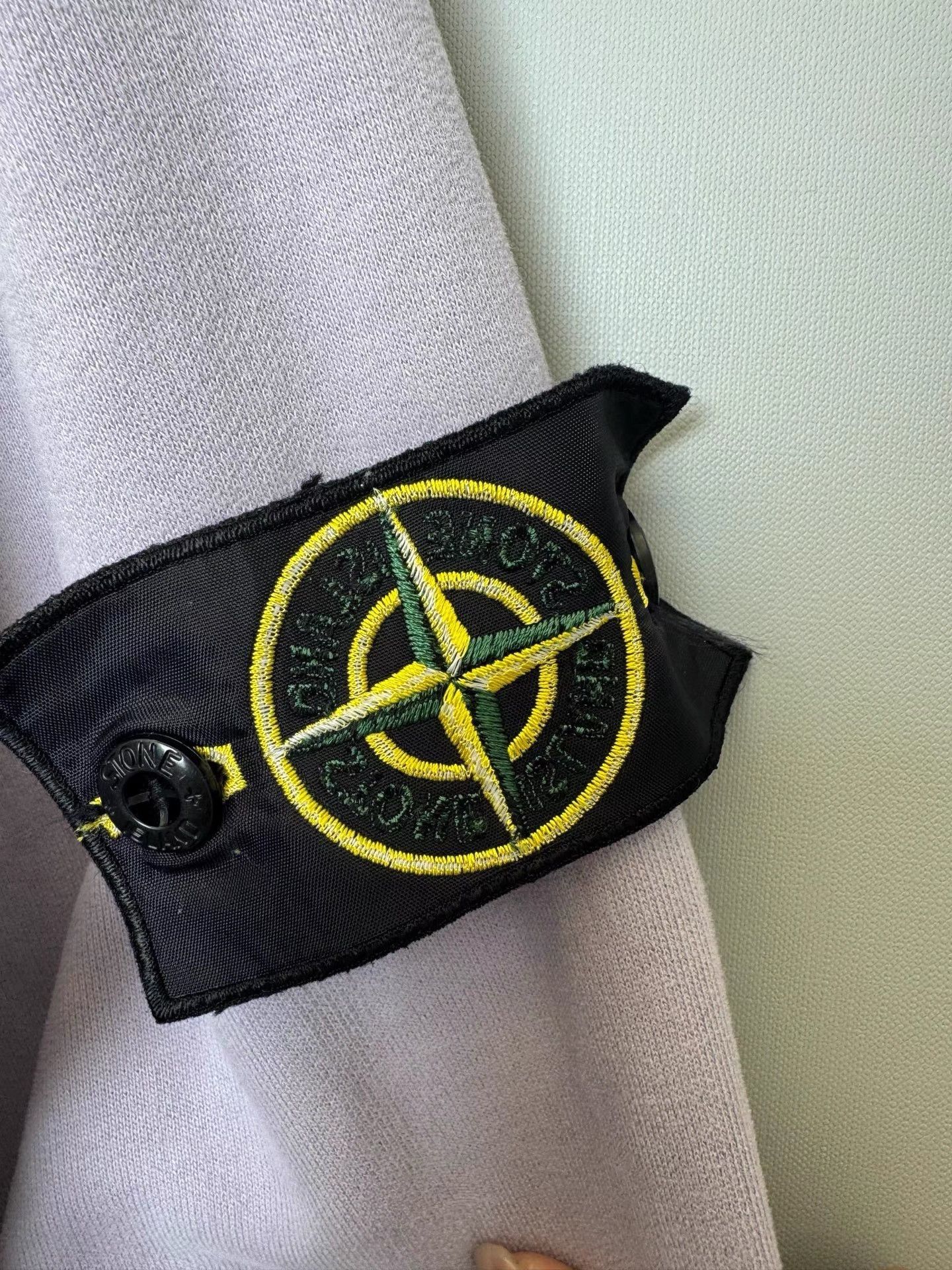 Stone Island Stone Island Black Logo Sleeve Zip-up Lilac Hoodie K36 Size US M / EU 48-50 / 2 - 5 Thumbnail