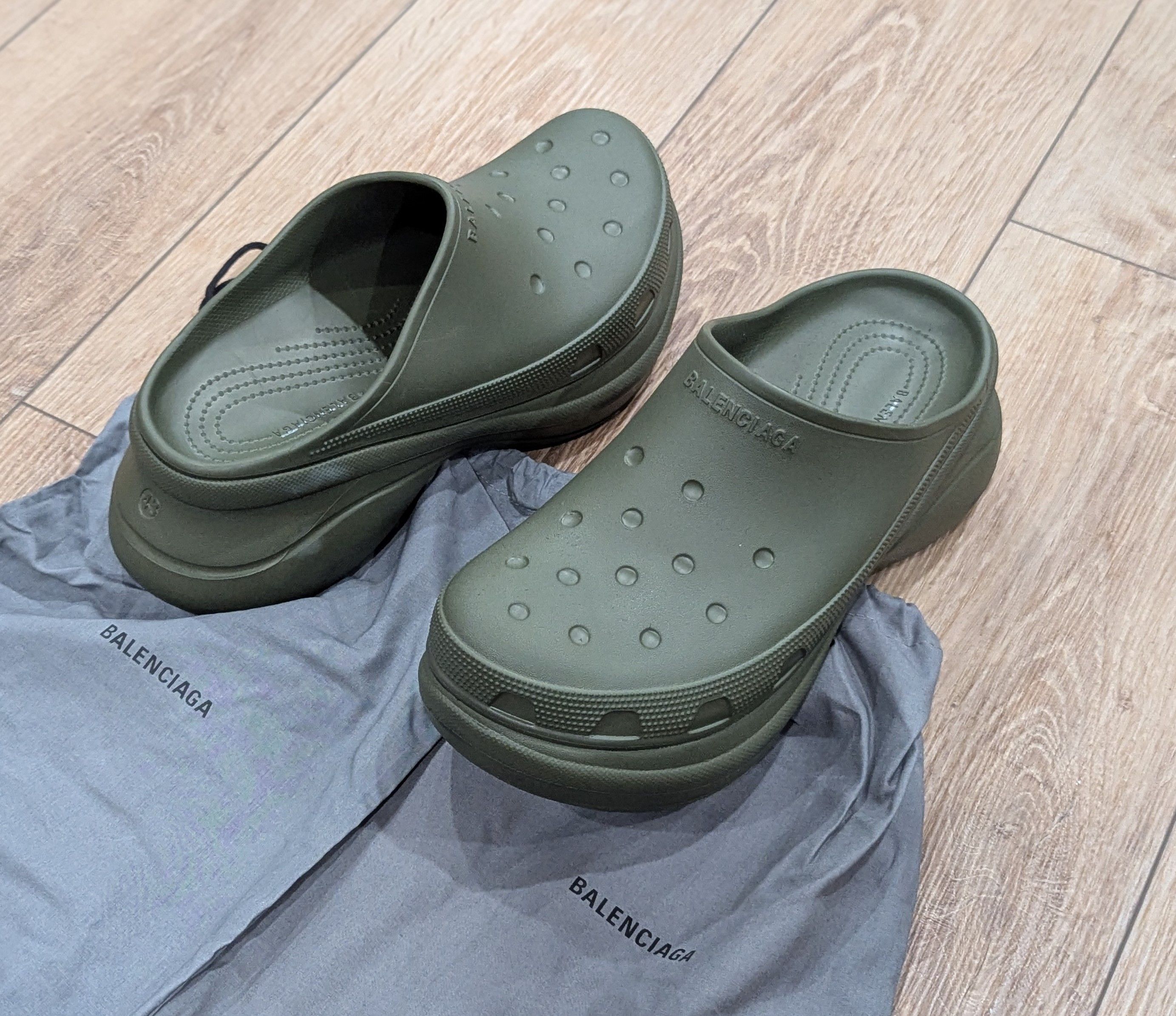 Balenciaga Balenciaga Chunky Slip On Clogs Khaki 43 US 10 Size US 10 / EU 43 - 1 Thumbnail