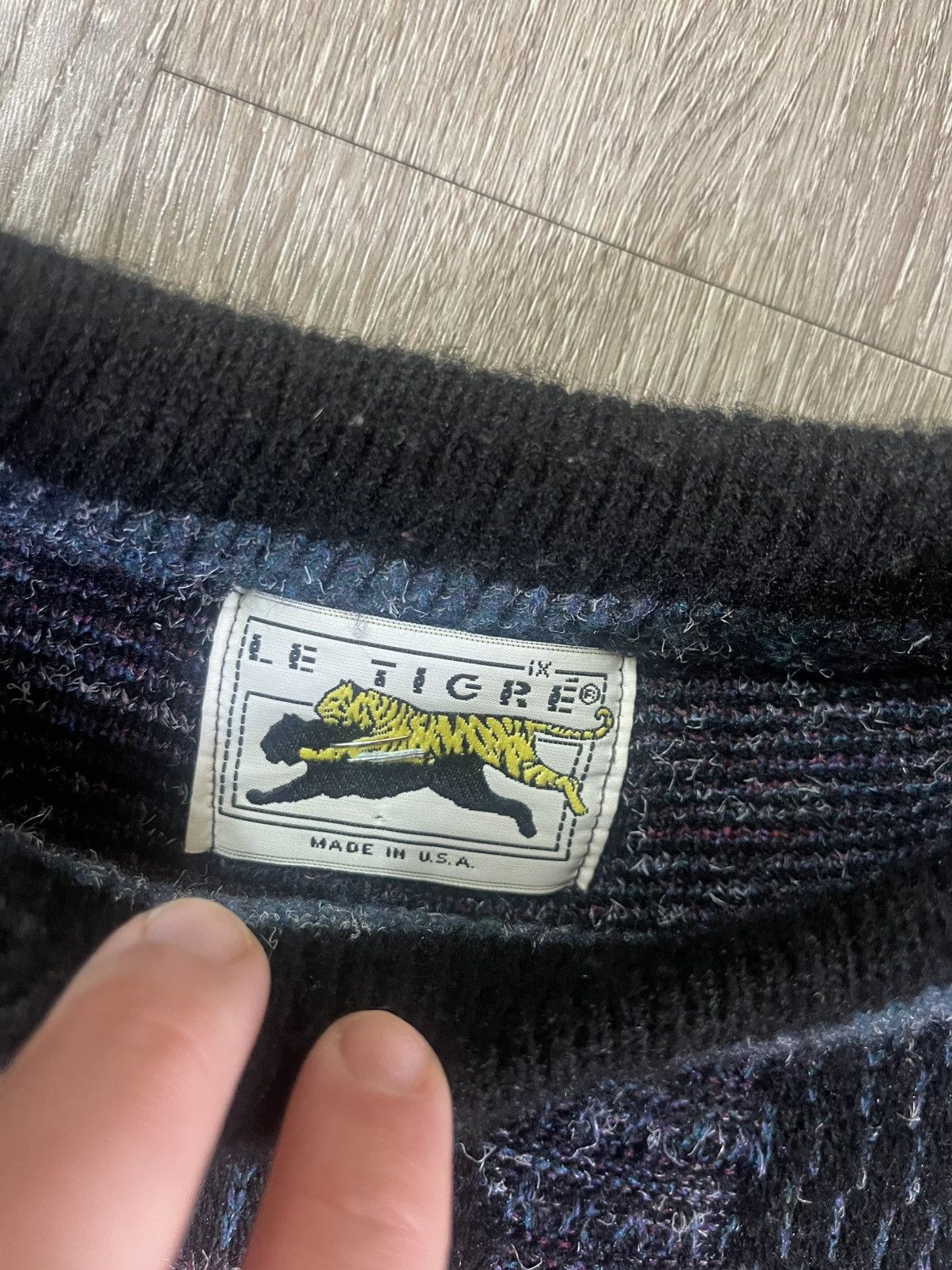Le TIGRE Vintage Le Tigre Men's Pullover Sweater Size XL Size US XL / EU 56 / 4 - 4 Thumbnail
