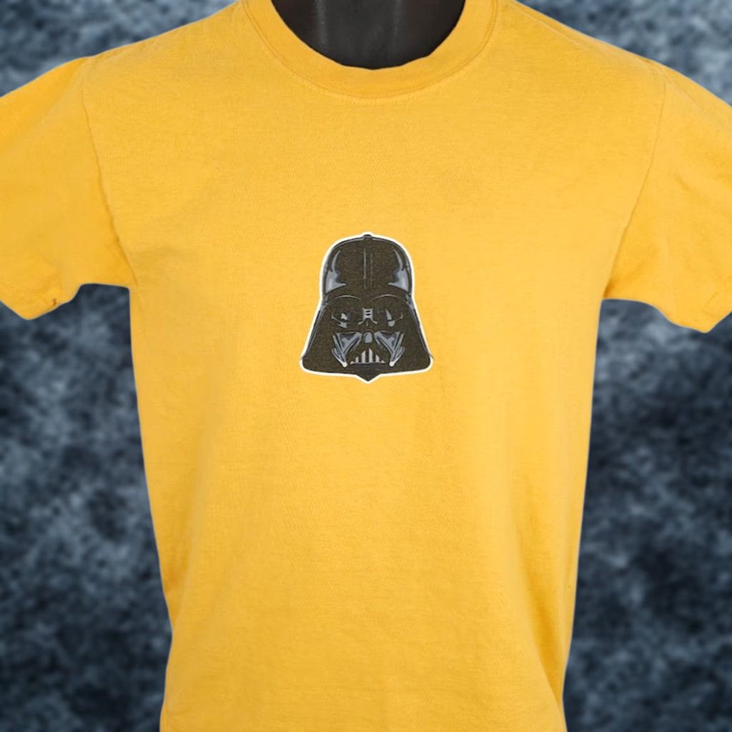 Hanes VINTAGE Hanes T-Shirt Crew Neck Short Sleeve Mens Small Darth Vader Star Wars Yellow Size US S / EU 44-46 / 1 - 1 Thumbnail