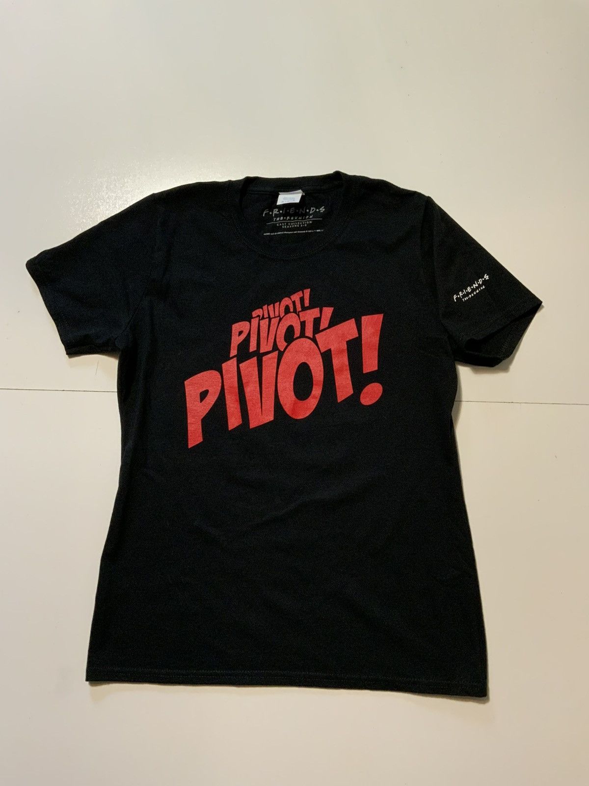 Other Friends The Reunion Cast Collection Season 4-6 Pivot T-Shirt Size US M / EU 48-50 / 2 - 1 Thumbnail