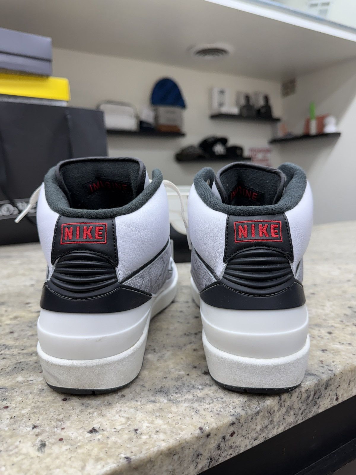 Jordan Brand Jordan 2 Retro Phytons Size US 11 / EU 44 - 4 Thumbnail