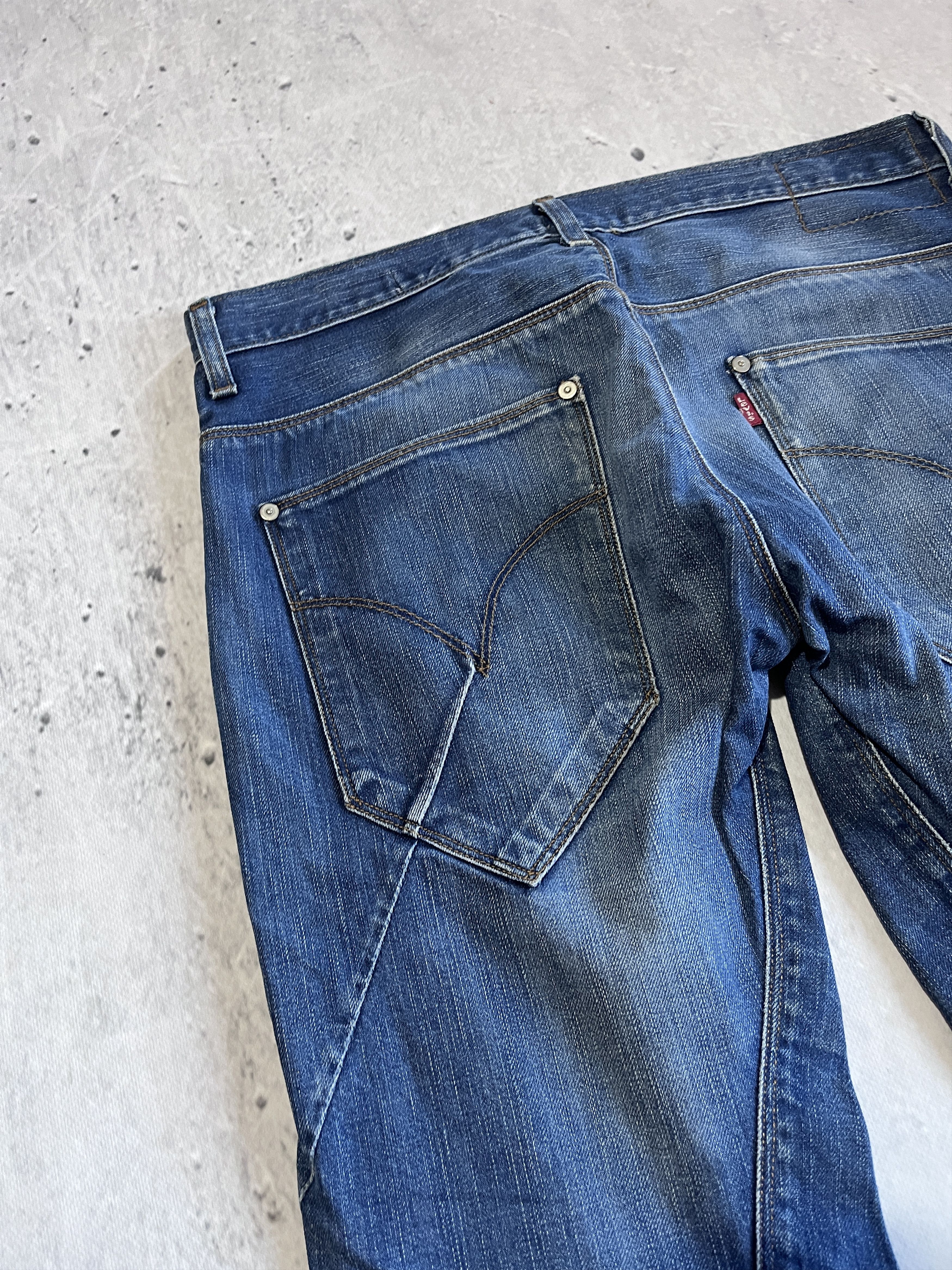 Levi's LEVI'S ENGINEERED JEANS 2008 TWISTED LEG VINTAGE Y2K DENIM Size US 31 - 6 Thumbnail