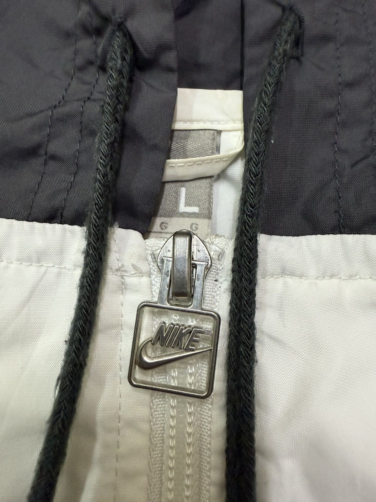 Nike VINTAGE Y2K NIKE BLOCK WINDBREAKER JACKET HODIE BOMBER STYLE Size US S / EU 44-46 / 1 - 7 Thumbnail