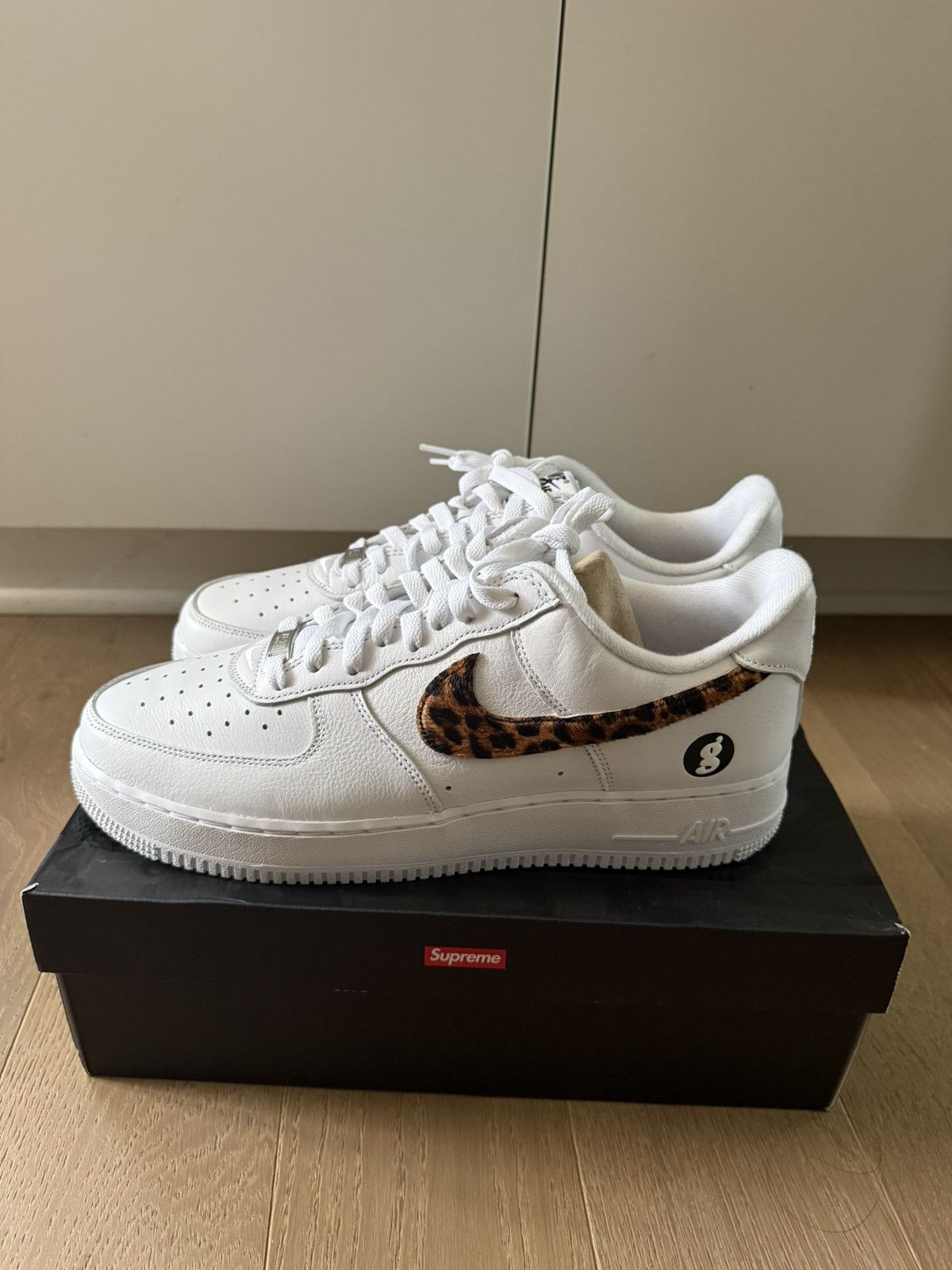 GOODENOUGH × Supreme Nike Supreme Air Force 1 x GOODENOUGH White/size 11 DS New Size US 11 / EU 44 - 3 Thumbnail