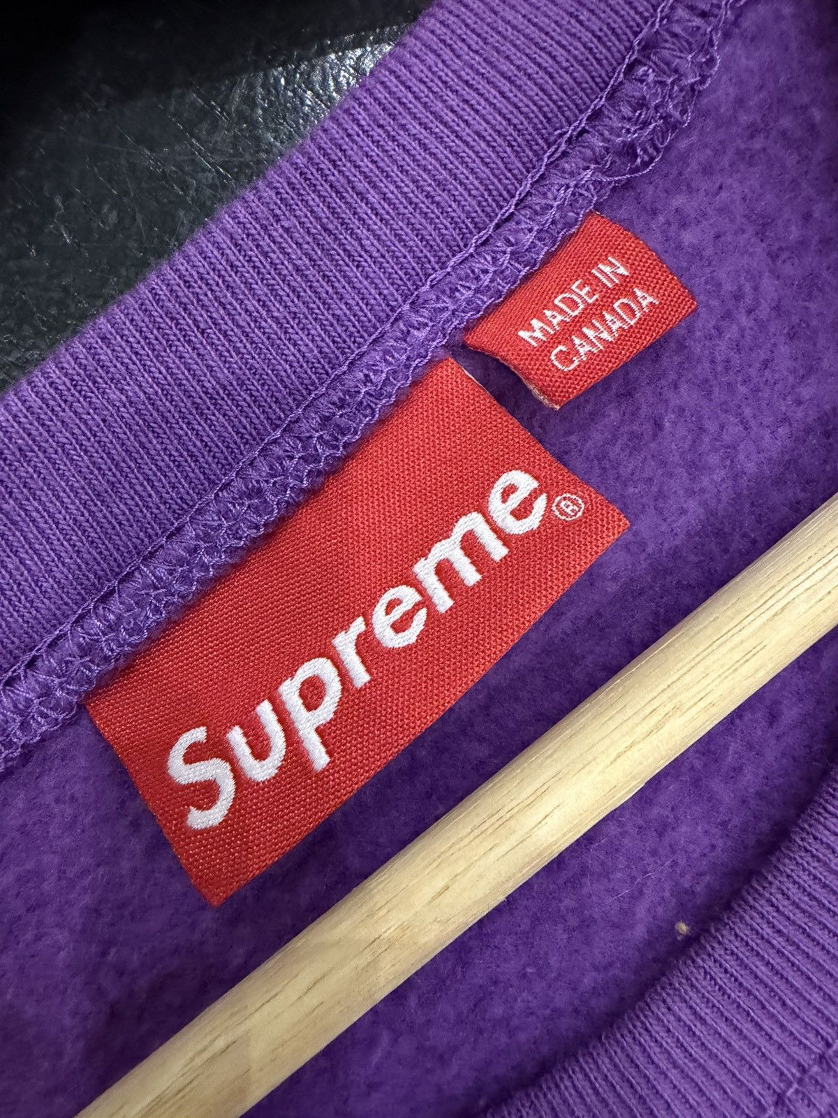 Supreme Supreme World Famous Crewneck - Purple Size US L / EU 52-54 / 3 - 3 Thumbnail