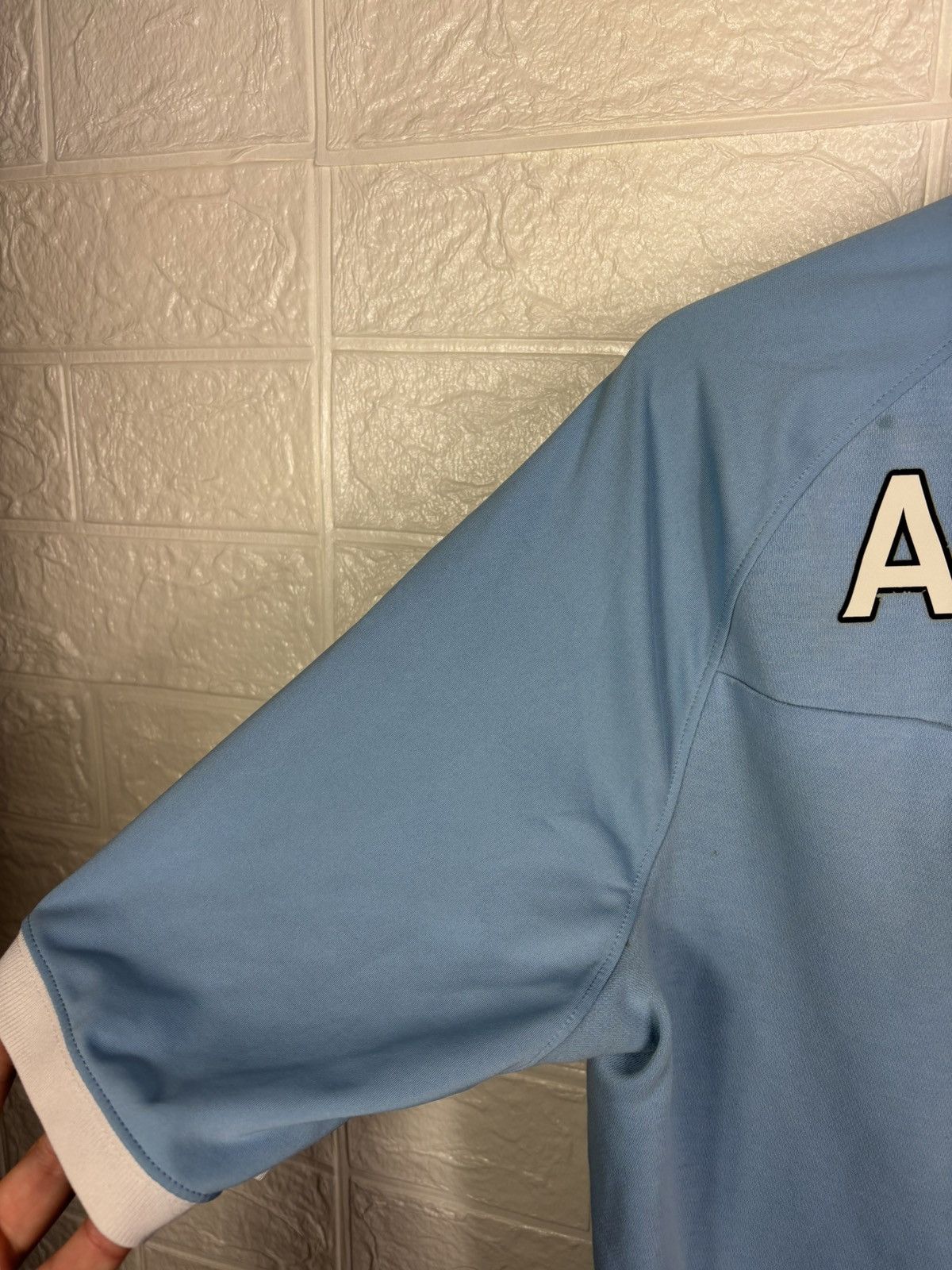 Umbro MANCHESTER CITY 2010 2011 HOME JERSEY UMBRO MEN #9 ADEBAYOR Size US L / EU 52-54 / 3 - 18 Thumbnail