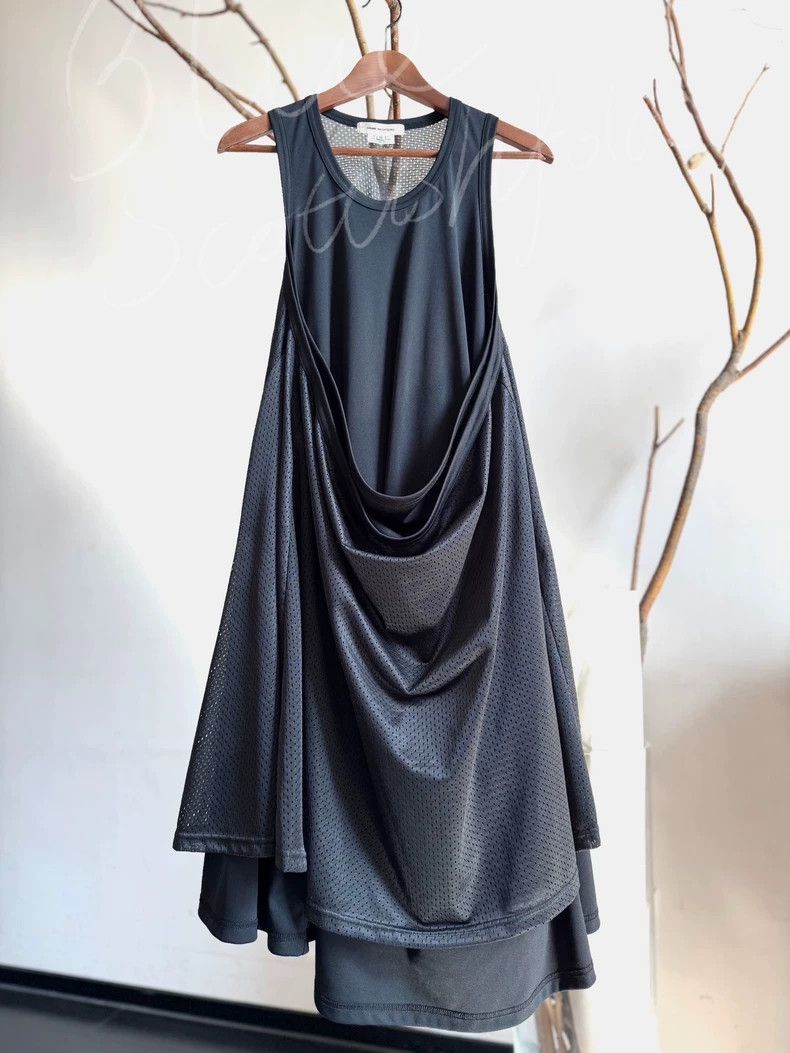 Comme des Garcons Comme Des Garcons Vest dress Size M / US 6-8 / IT 42-44 - 1 Thumbnail