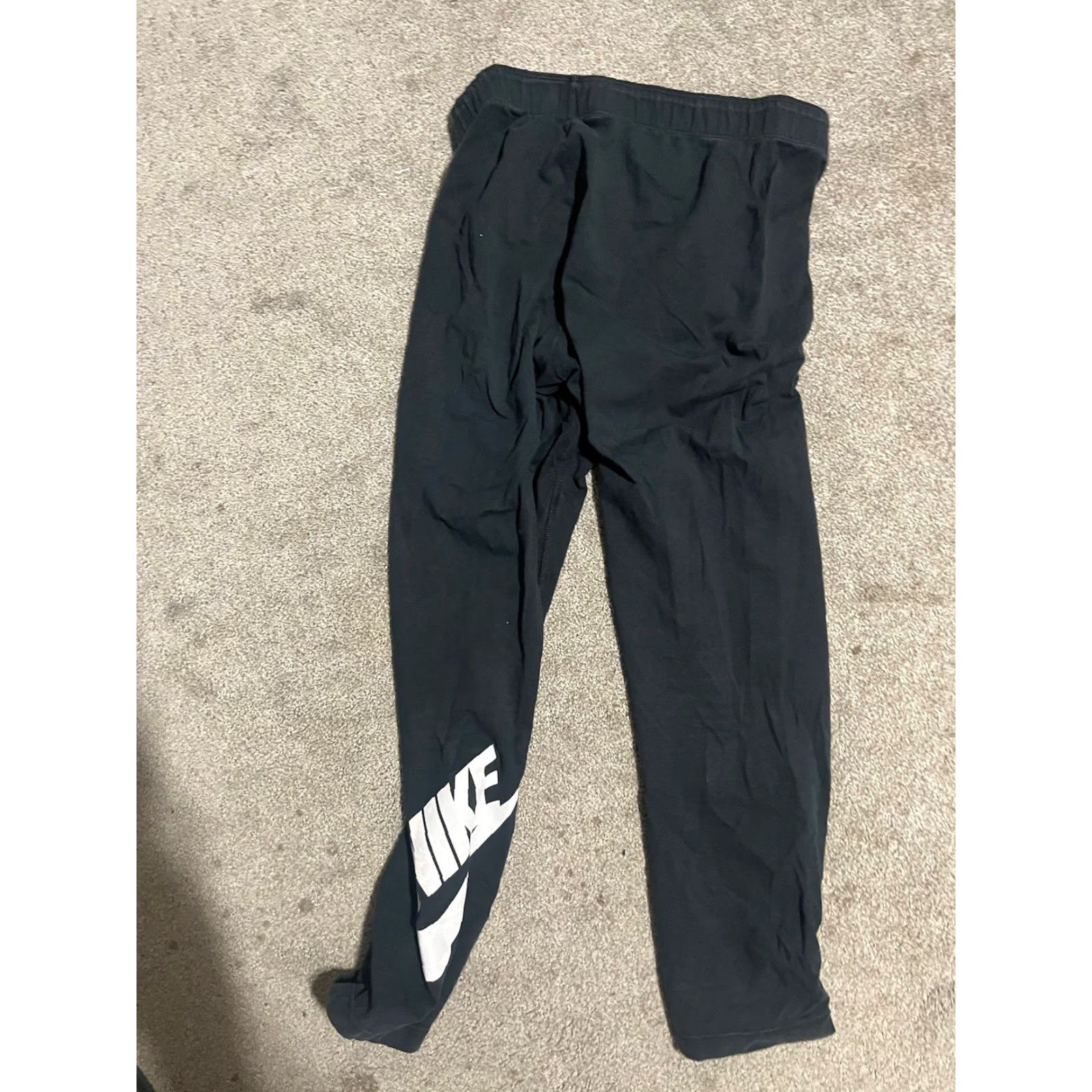 Nike VINTAGE NIKE Club Futura Crop Legging Pants Women's Small Black AR3567 010 Size 28" / US 6 / IT 42 - 3 Thumbnail