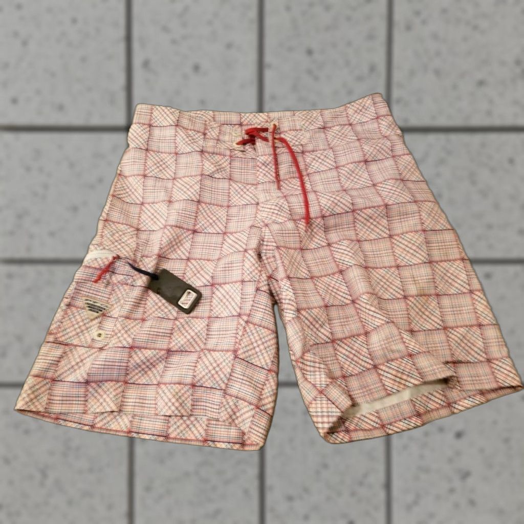 Vintage Columbia Sportwear Bermuda Shorts Mens 38 Red Athletic Trunks Trunks? Size US 38 / EU 54 - 1 Thumbnail