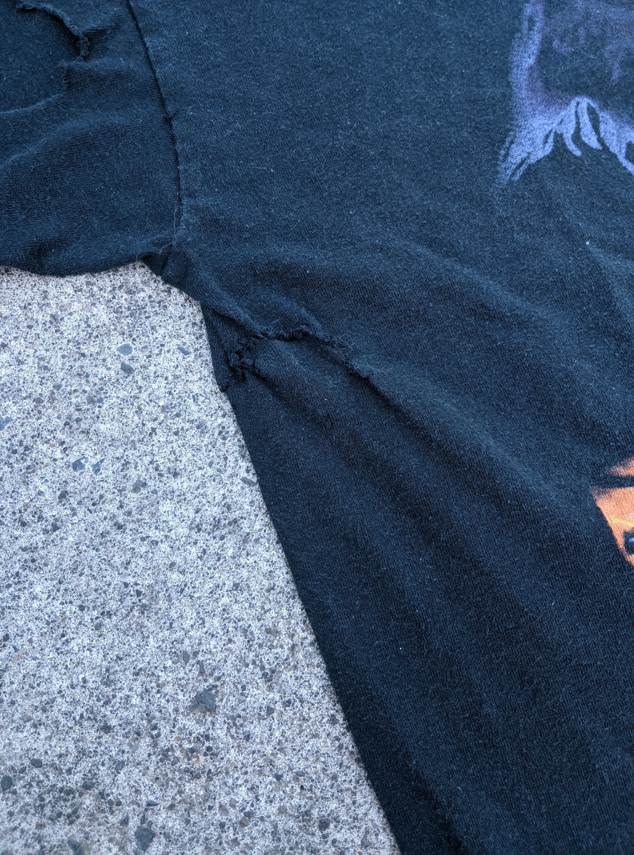 Vintage Vtg 1998 thrashed undertaker wwf wwe erd distressed Size US L / EU 52-54 / 3 - 15 Thumbnail