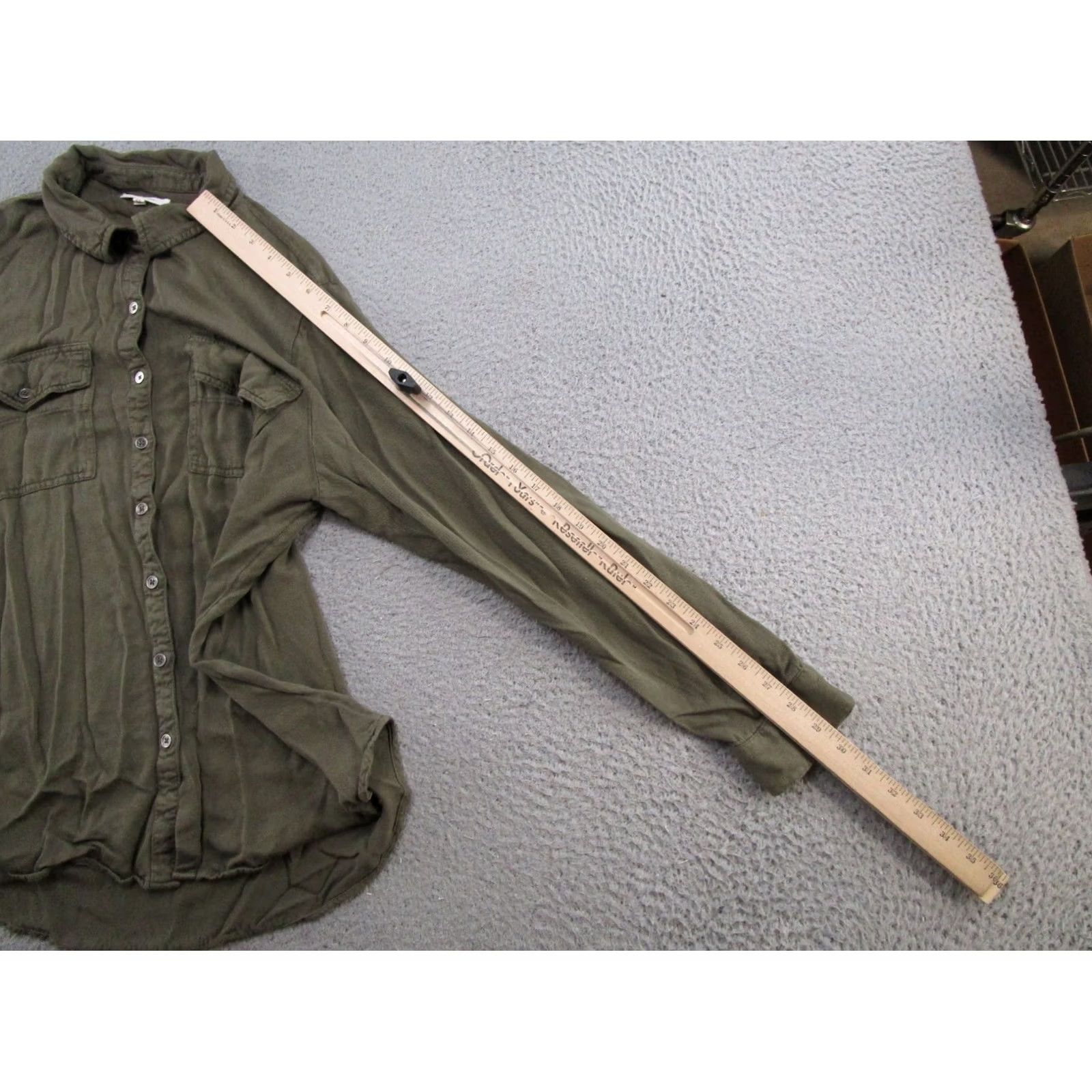 Vintage Maurices Button-Up Shirt L Olive Army Military Green 100% Viscose Long Sleeve Button-Up Women Casual Fall Spring Summer Size L / US 10 / IT 46 - 7 Thumbnail