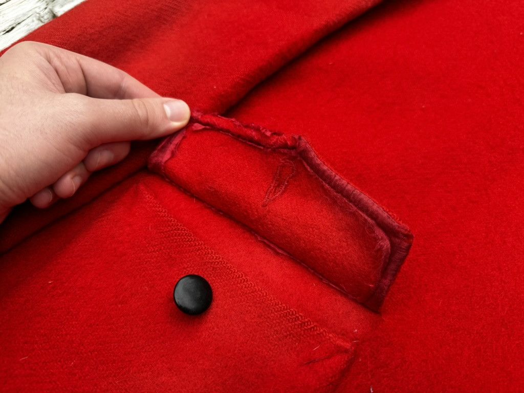 Hudsons Bay HISTORIC 1940s Hudson's Bay Railway Patches Wool Coat Size US L / EU 52-54 / 3 - 10 Thumbnail