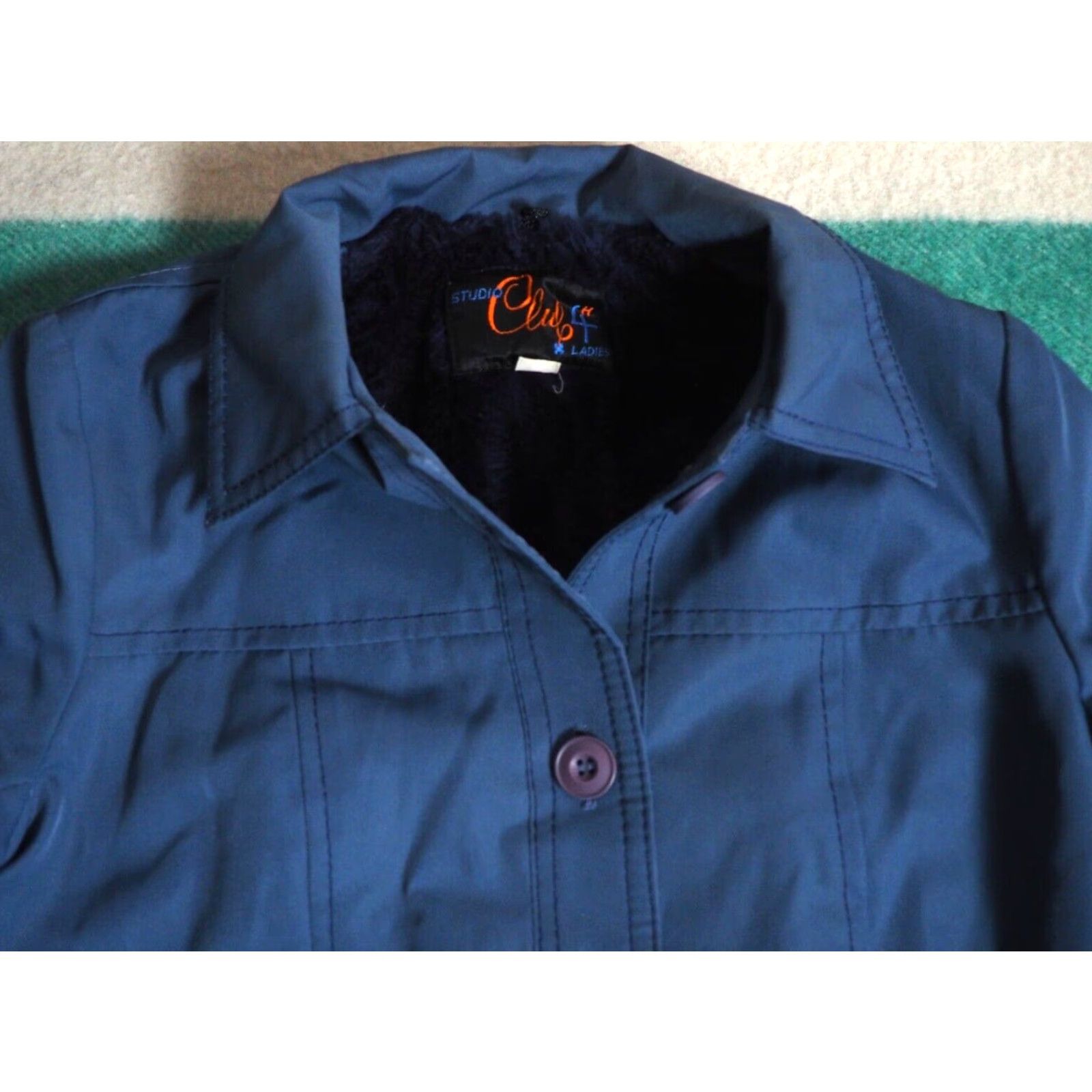 Vintage VINTAGE Studio Club 4H Coat Navy Blue Shearling Lined 60s 70s Wool Poly Geeks Secretary Look Womens S Size S / US 4 / IT 40 - 2 Thumbnail