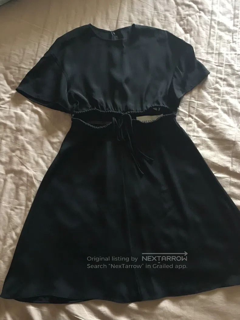 Valentino Valentino Black short-sleeved dress Size S / US 4 / IT 40 - 2 Thumbnail
