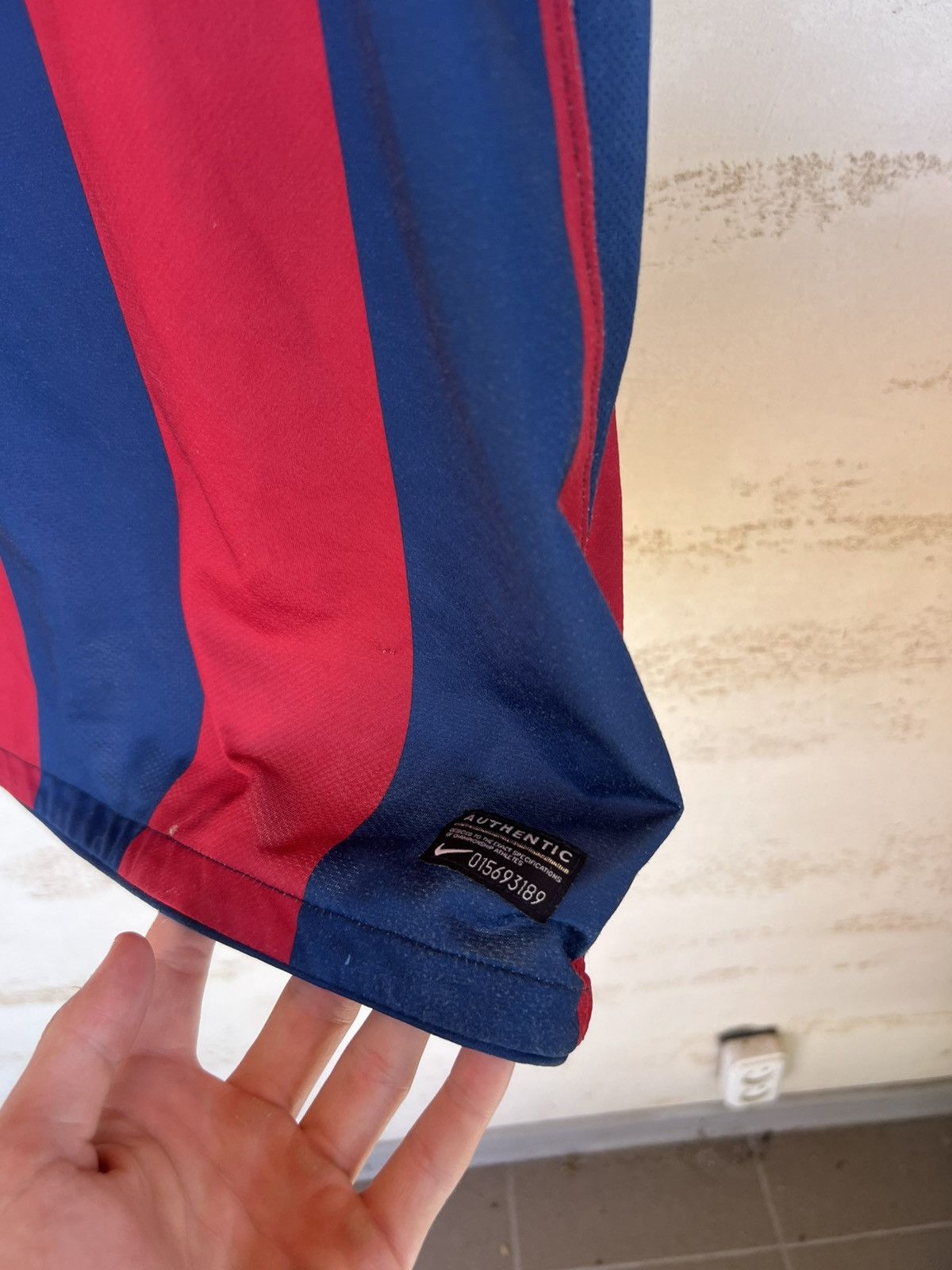 Nike ❤️💙VINTAGE FC.BARCELONA HOME JERSEY XAVI HYPE RARE BEST Size US M / EU 48-50 / 2 - 4 Thumbnail