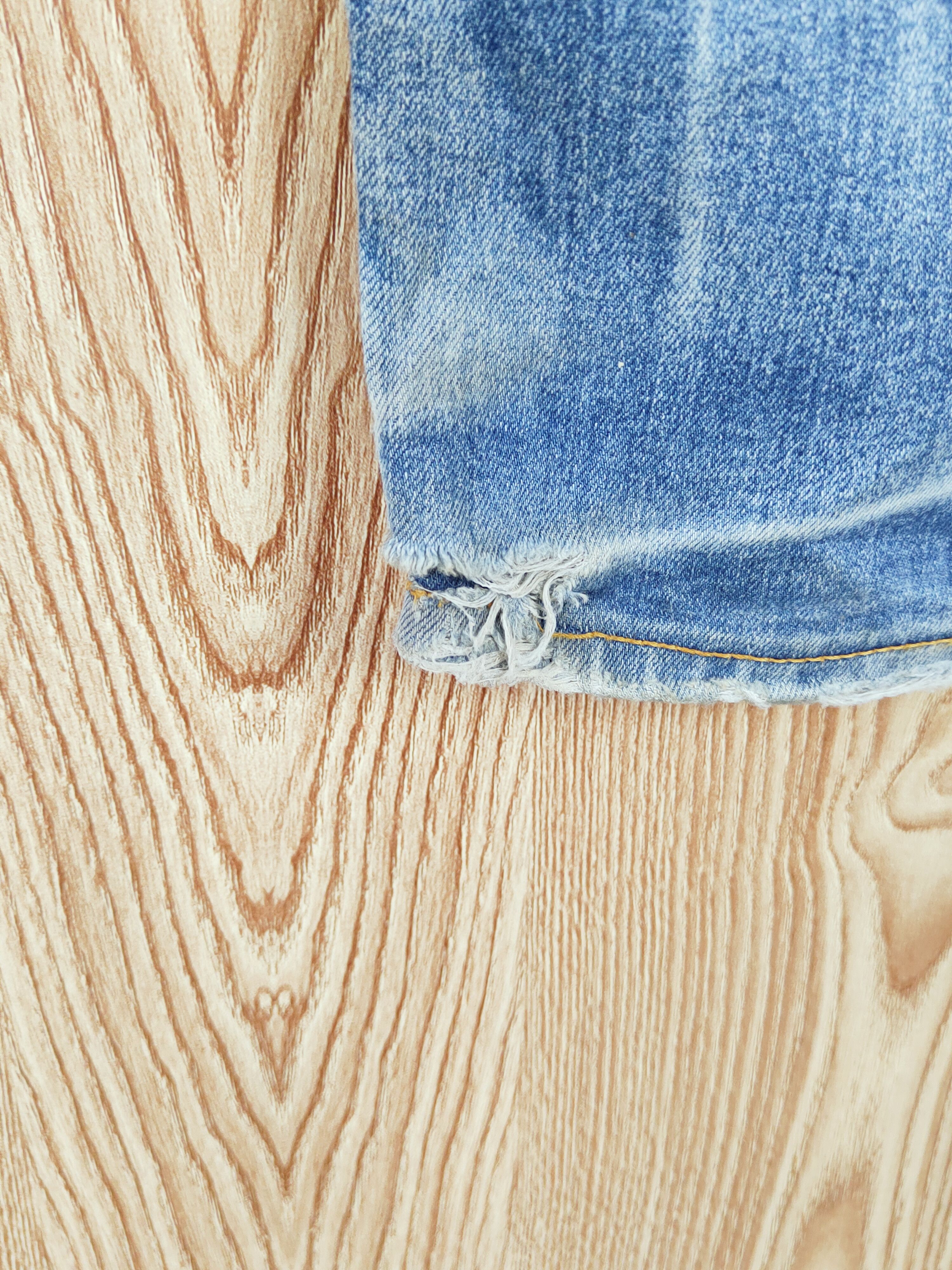 Japanese Brand Uniqlo japan Blue faded Distressed Ripped Jeans #W613 Size US 33 - 11 Thumbnail