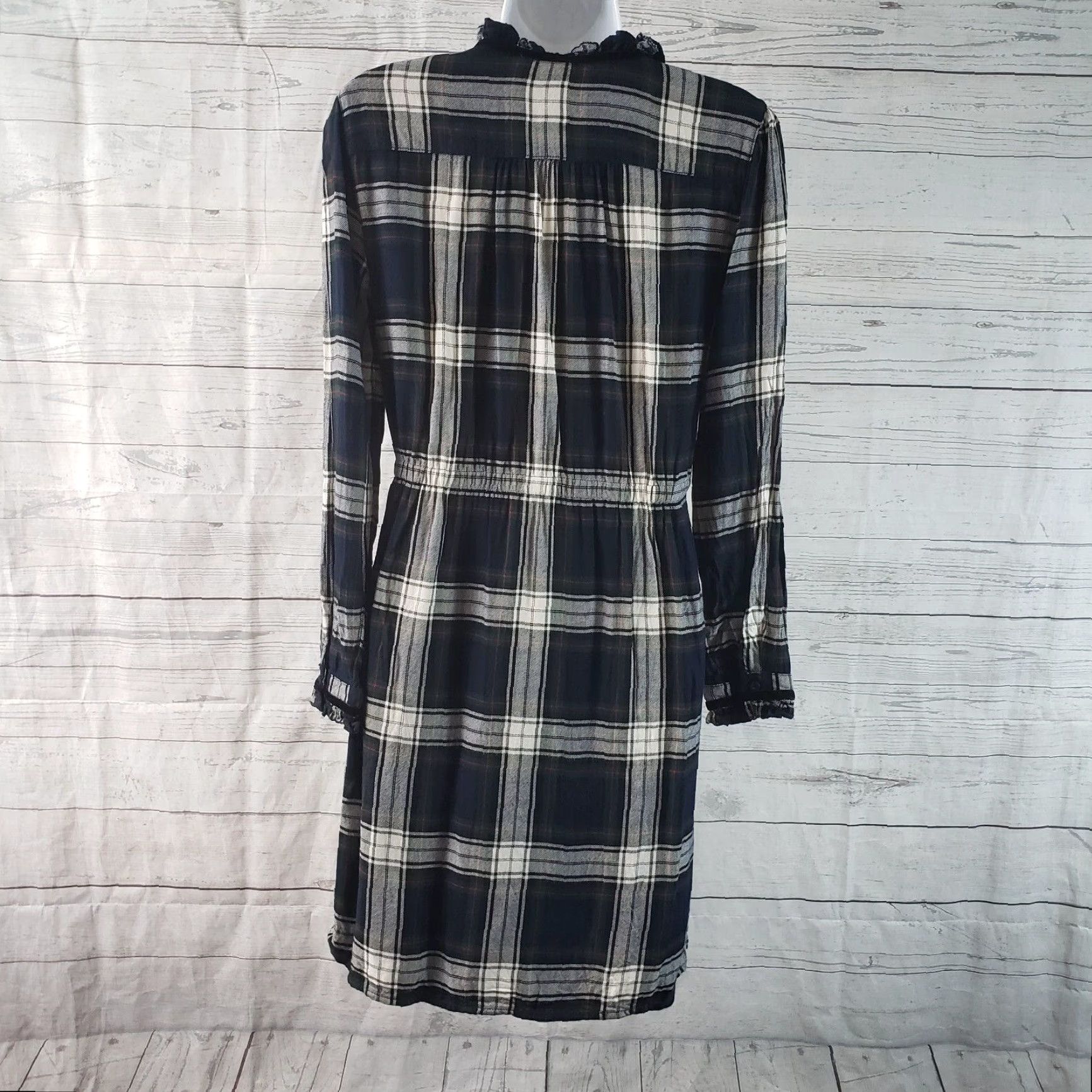 Tommy Hilfiger **Tommy Hilfiger Women's Green Plaid Ruffle Front Dress Size 6** User: Tommy Hilfiger Women's Green Plaid Ruffle Front Dress Size 6 Size M / US 6-8 / IT 42-44 - 4 Thumbnail