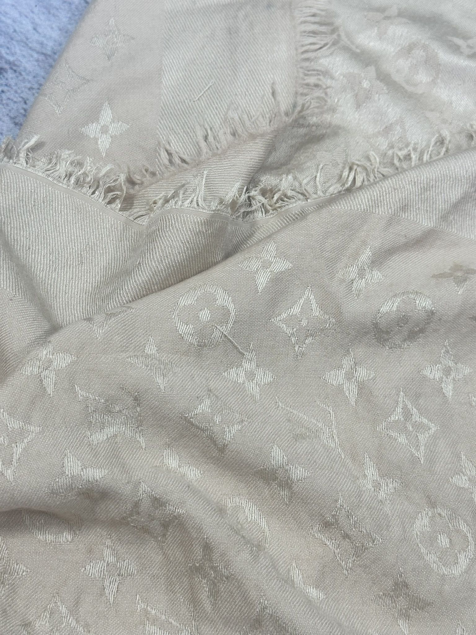 Louis Vuitton Louis Vuitton Handkerchief LV Monogram Paris Beige Silk Size ONE SIZE - 8 Thumbnail