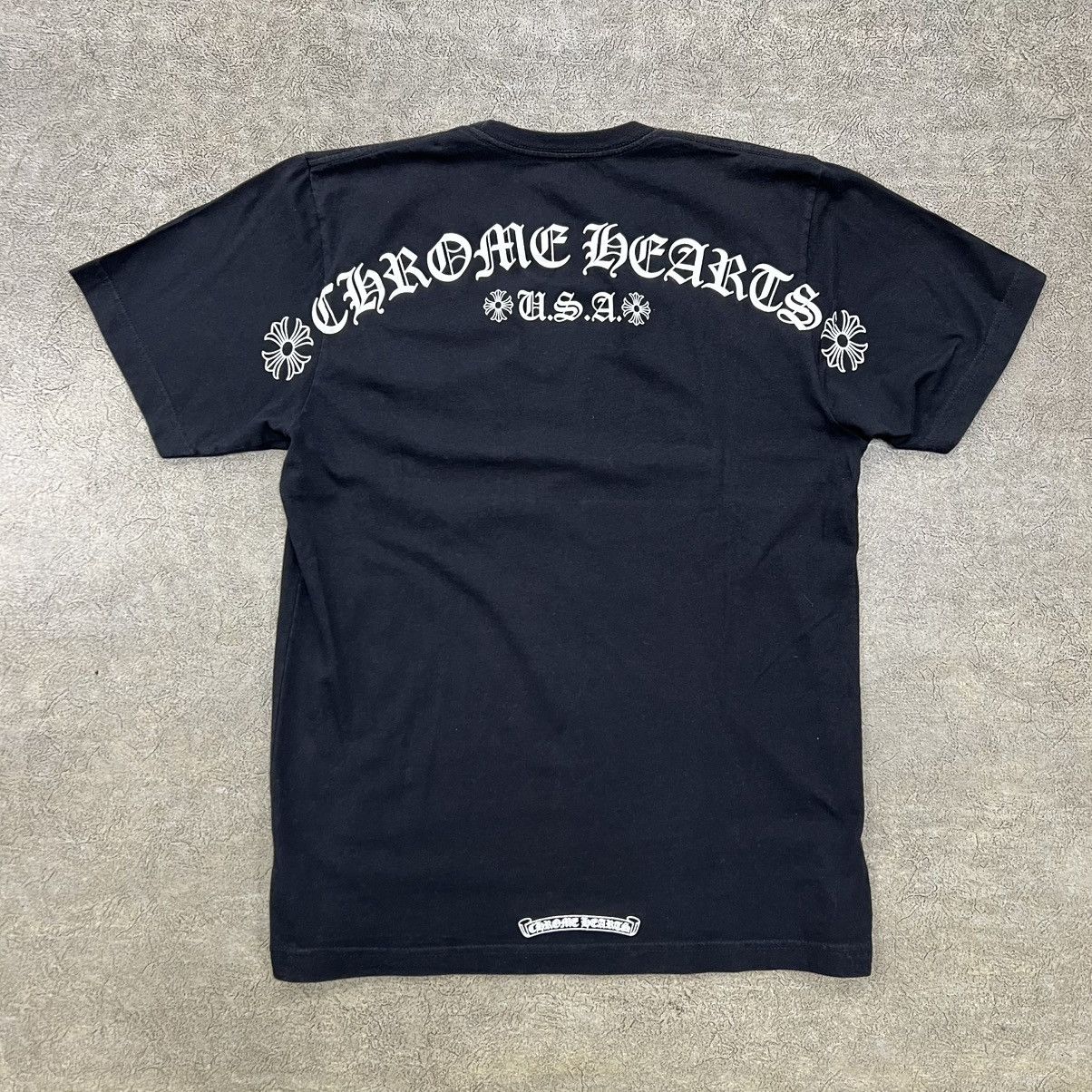 Chrome Hearts Chrome hearts t shirt medium pre owned back script logo Size US M / EU 48-50 / 2 - 3 Thumbnail