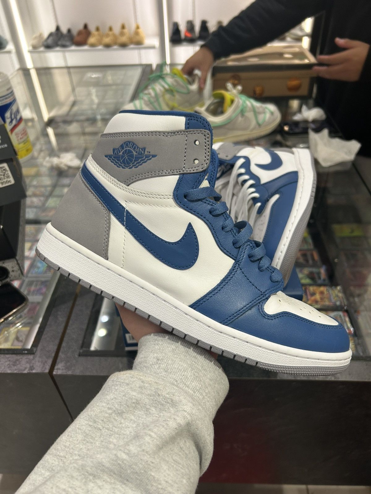 Jordan Brand Air Jordan 1 High True Blue Size US 10.5 / EU 43-44 - 5 Thumbnail