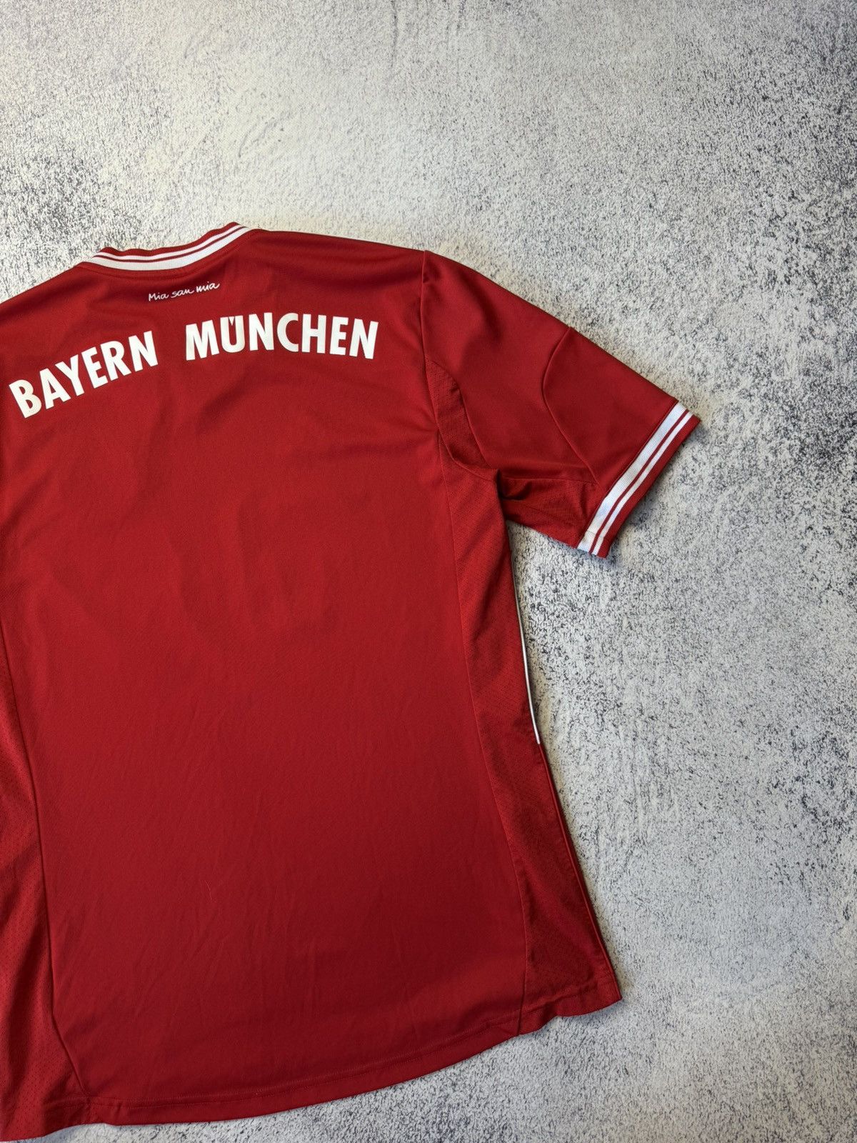 Vintage BAYERN MUNICH 2013 HOME FOOTBALL SHIRT MENS ADIDAS JERSEY Size US M / EU 48-50 / 2 - 18 Thumbnail