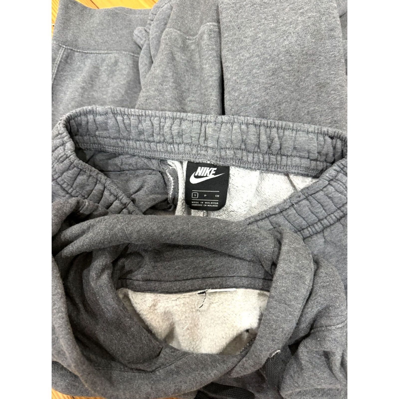 Nike Nike Sportswear Club Fleece Gray Hoodie & Pants Set Mens S Sweatsuit Tracksuit Size US S / EU 44-46 / 1 - 3 Thumbnail